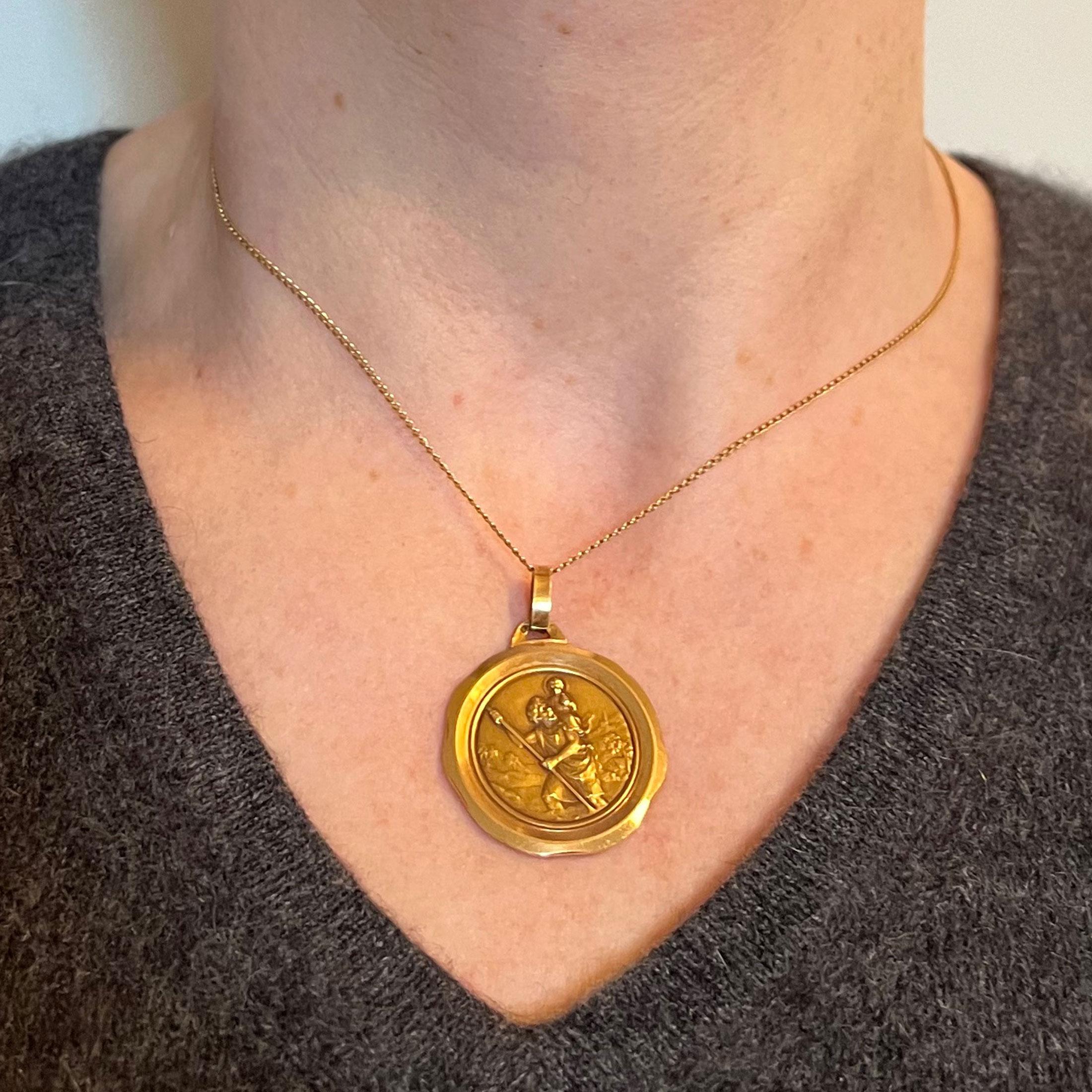 Women's or Men's Large French Perriat Saint Christopher 18K Yellow Gold Pendant Medal For Sale