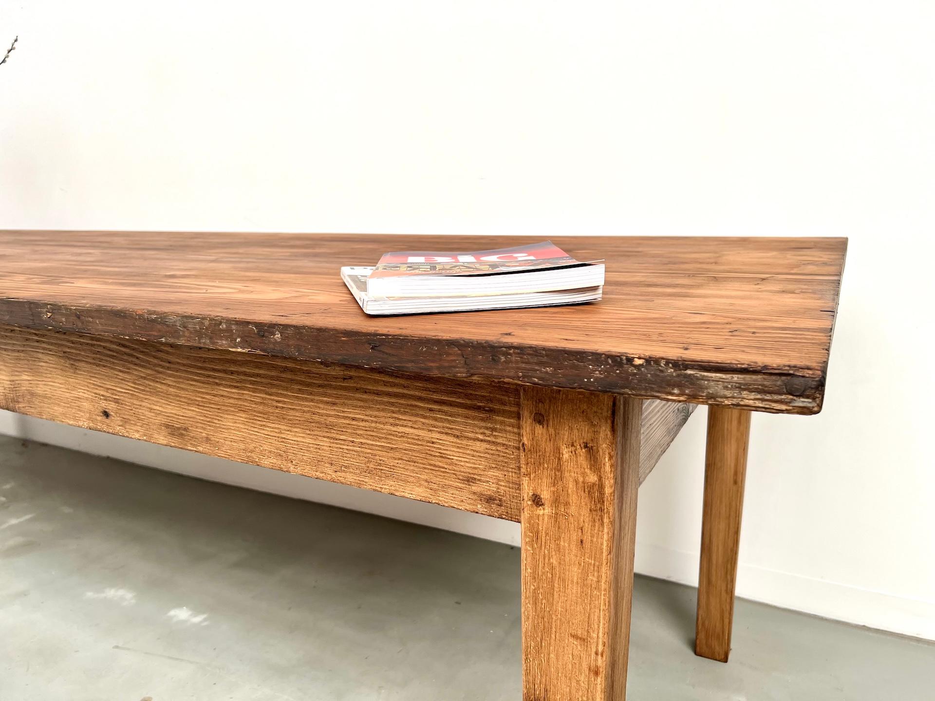 Large french pine farmhouse table – 1970s For Sale 4