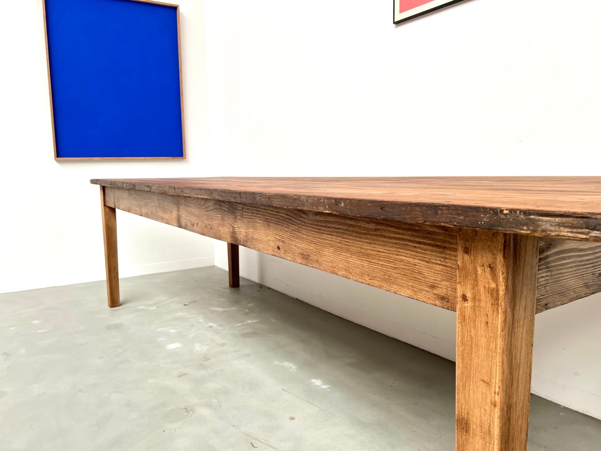 Large french pine farmhouse table – 1970s For Sale 2