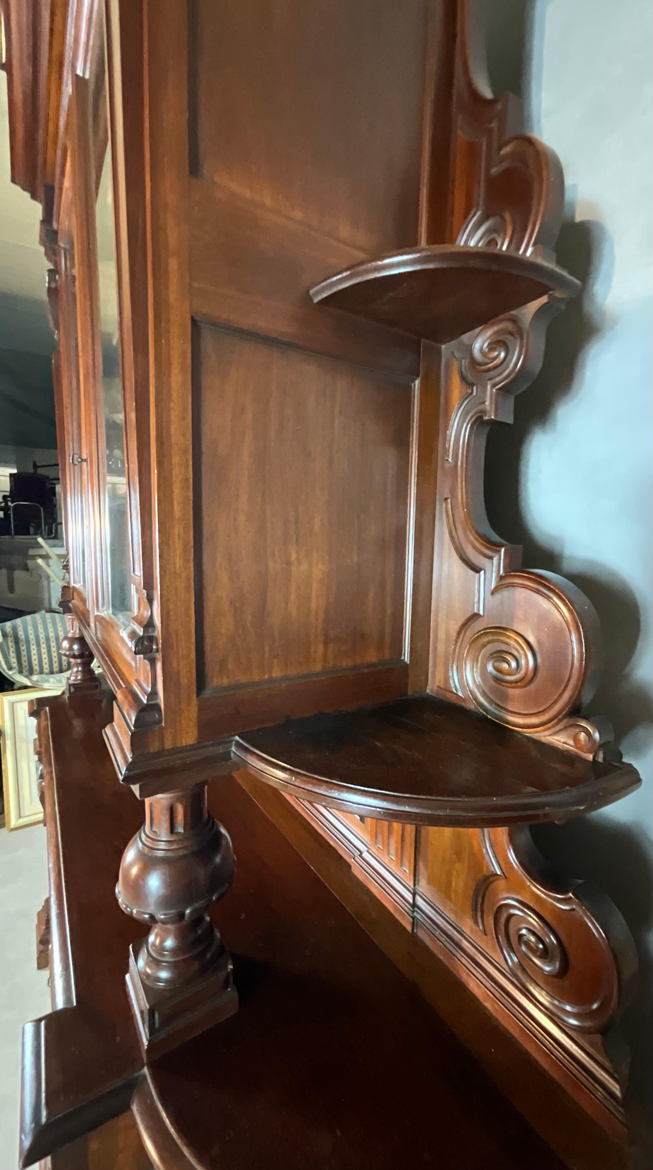 Large French Presentation Buffet Solid Mahogany 19th Century In Good Condition For Sale In SAINT-CLÉMENT-DE-LA-PLACE, FR