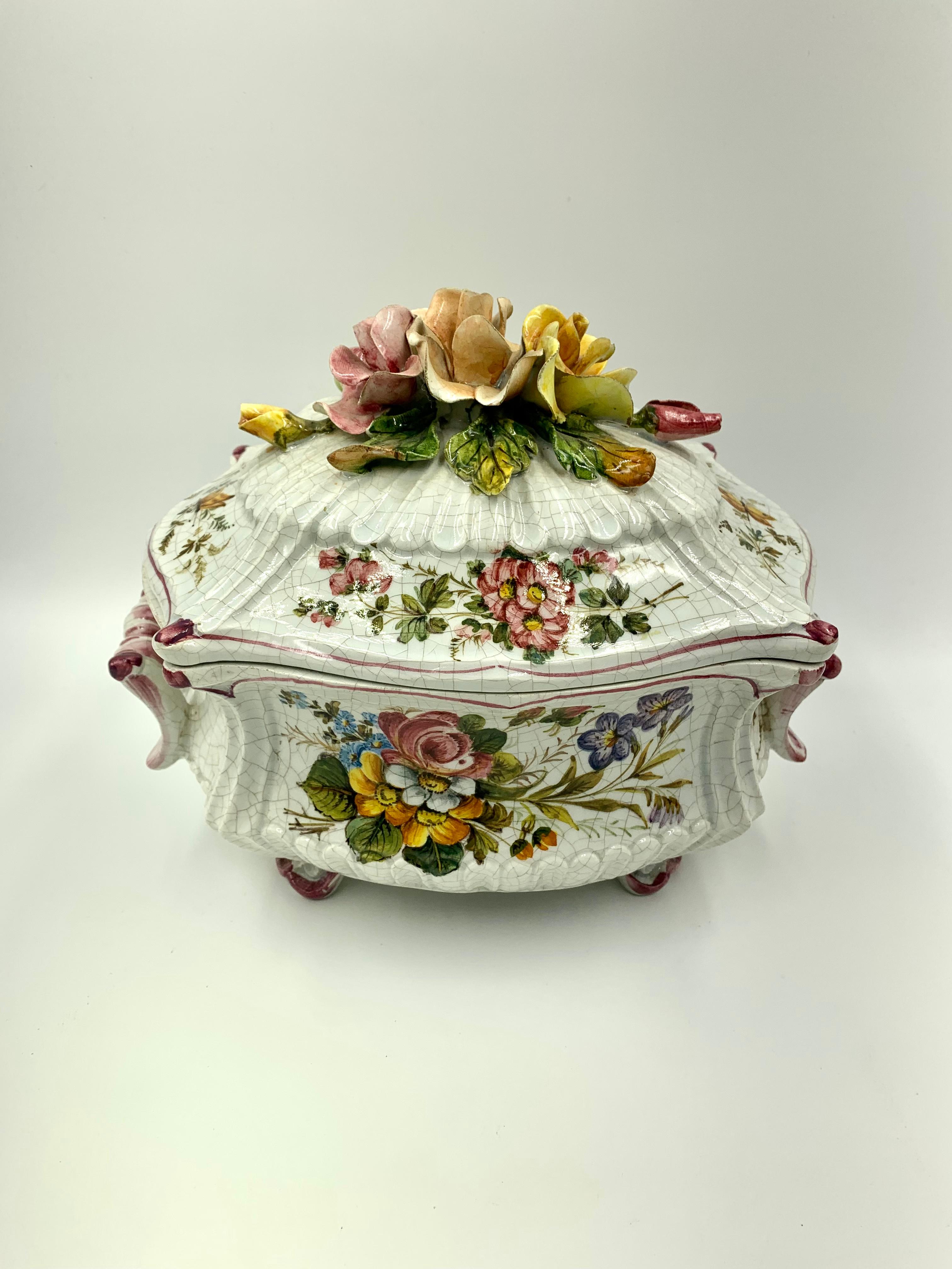 Large French Provincial Faience Hand Painted Flower, Butterfly, Dragonfly Box For Sale 4