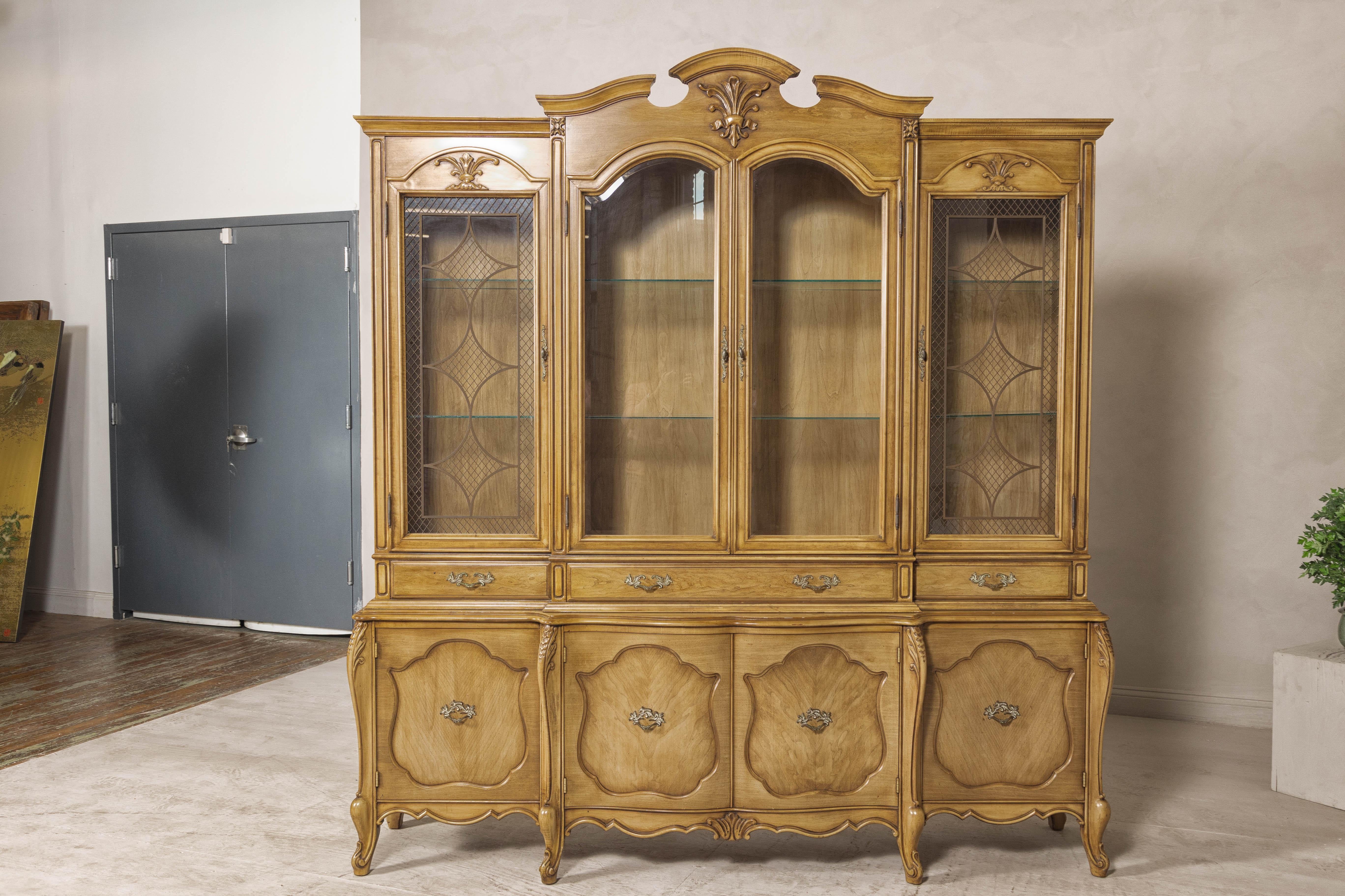 Carved Large French Provincial Style China Cabinet in Hardwood Finish, USA Wired For Sale
