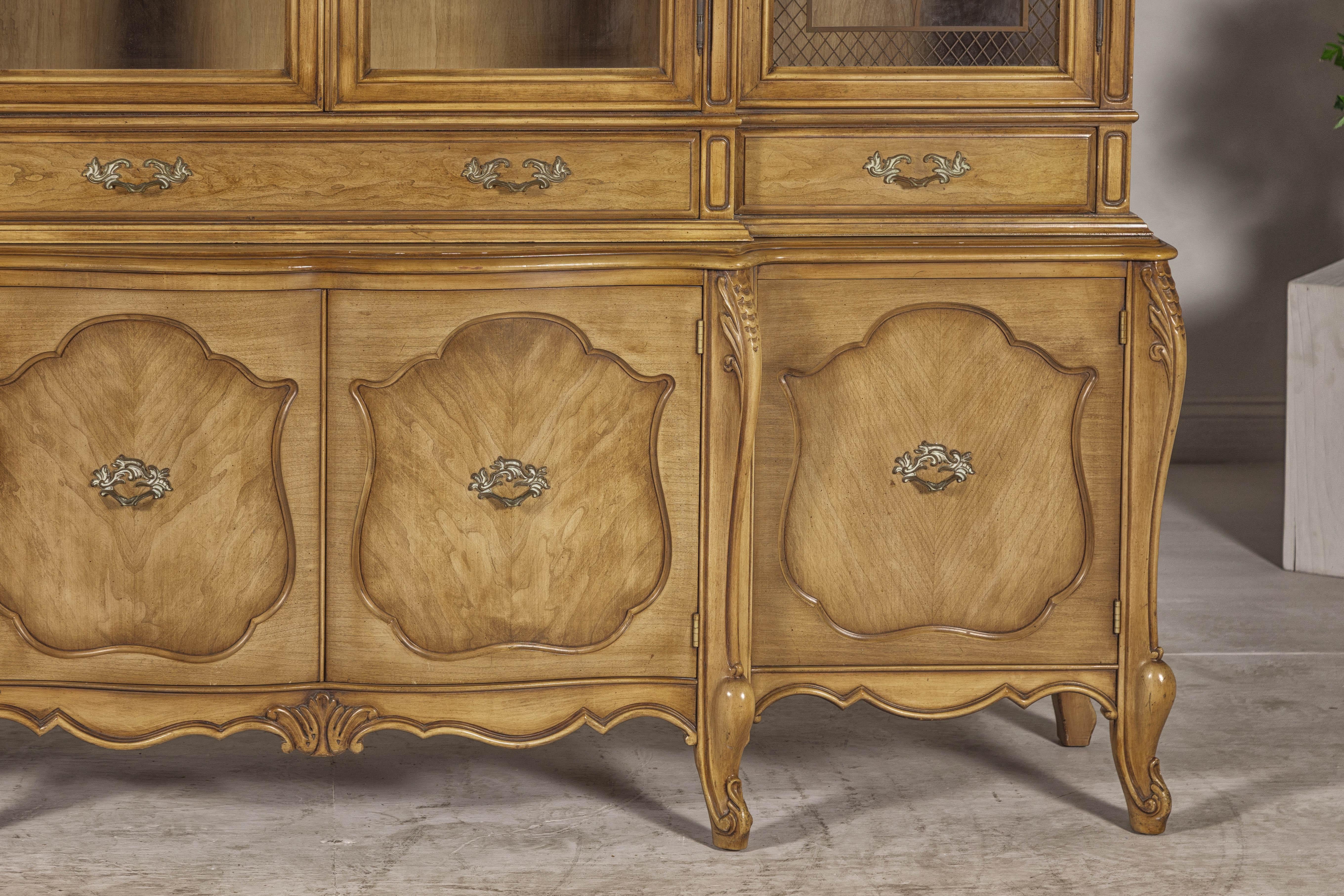 Large French Provincial Style China Cabinet in Hardwood Finish, USA Wired For Sale 1