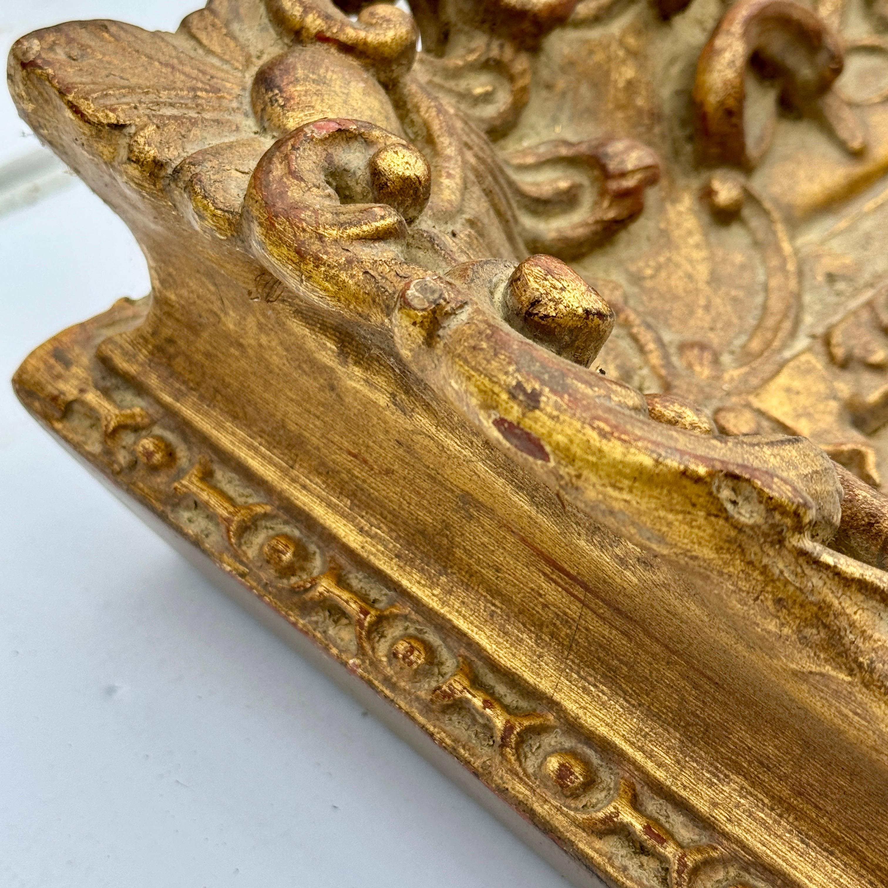 Large French Rectangular Art Frame Gold Gilt in the Style of Rococo For Sale 7