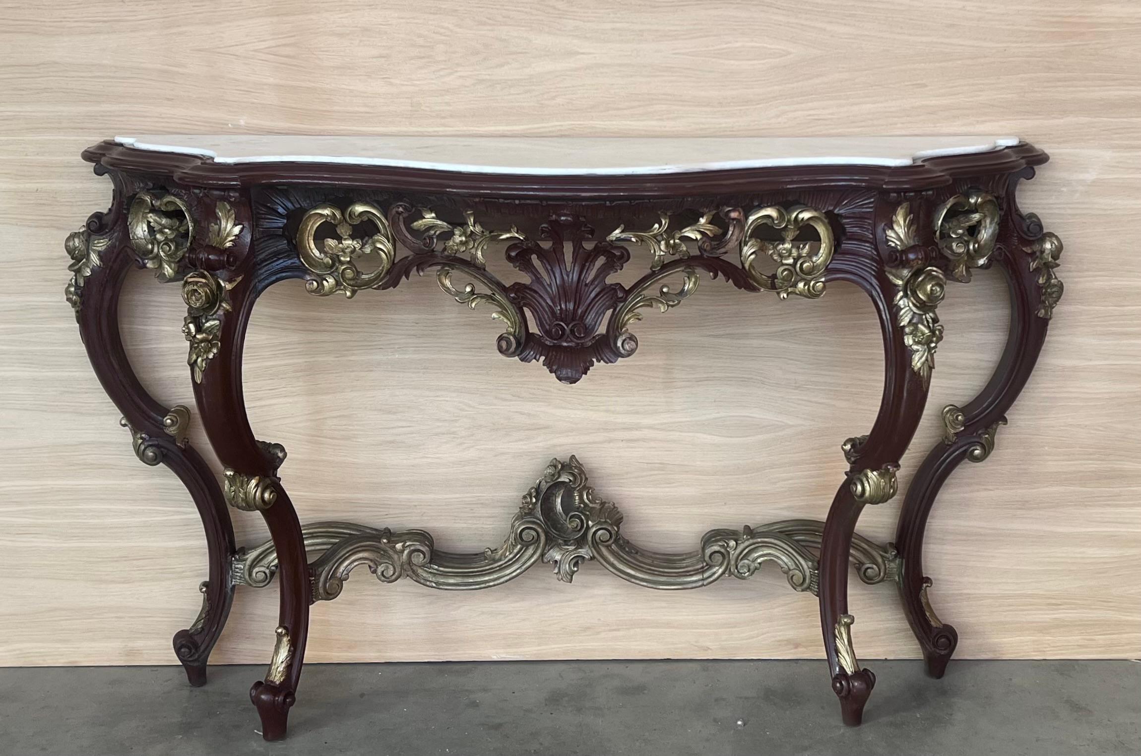 Large French Regency Carved Walnut Console Table with Gilted details and marble In Good Condition For Sale In Miami, FL