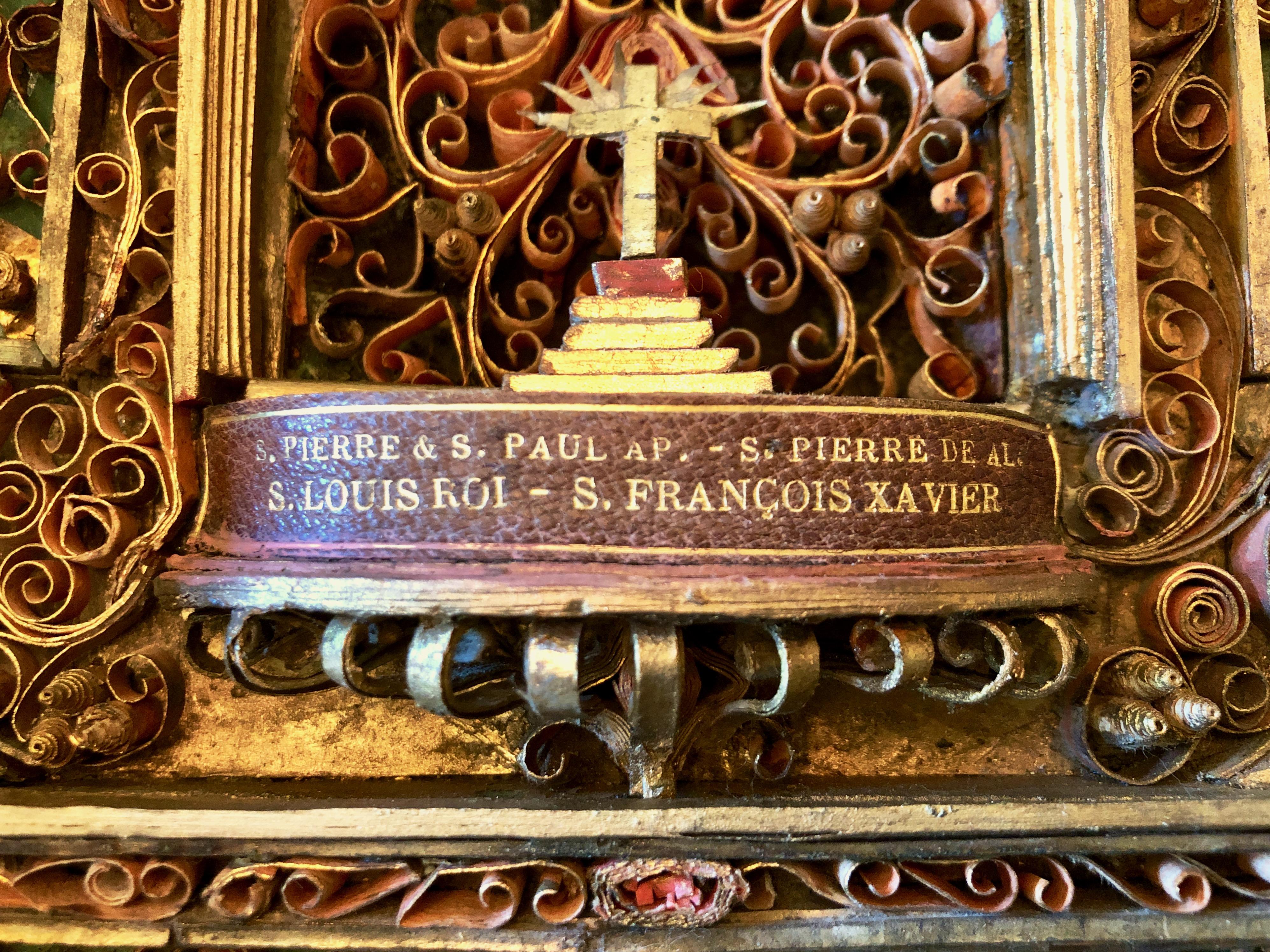 Large French Reliquary with Relics of Saints and Paperolles, 1800s For Sale 8