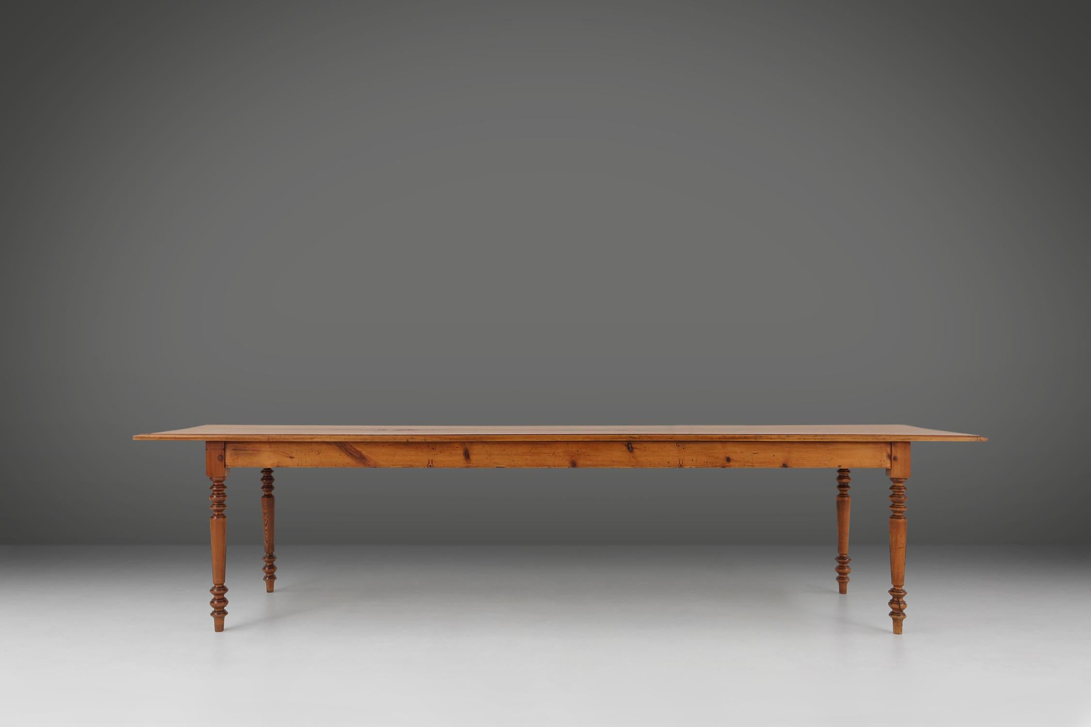 
Discover the timeless elegance and craftsmanship of this refined antique table. Made from full pine in 19th century France, this table has a beautiful patina on the wood that attests to its long history and character.

With its rich wooden finish