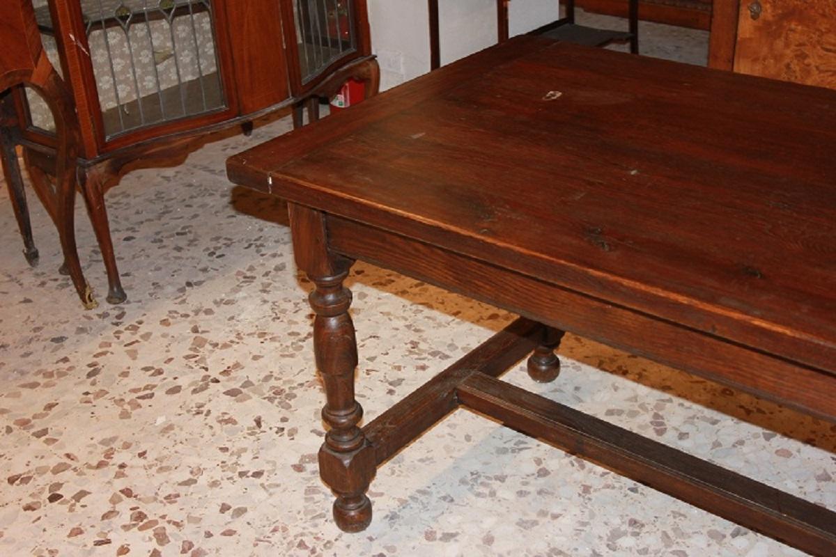 Rustic Large French rustic table from the early 1800s in chestnut wood For Sale