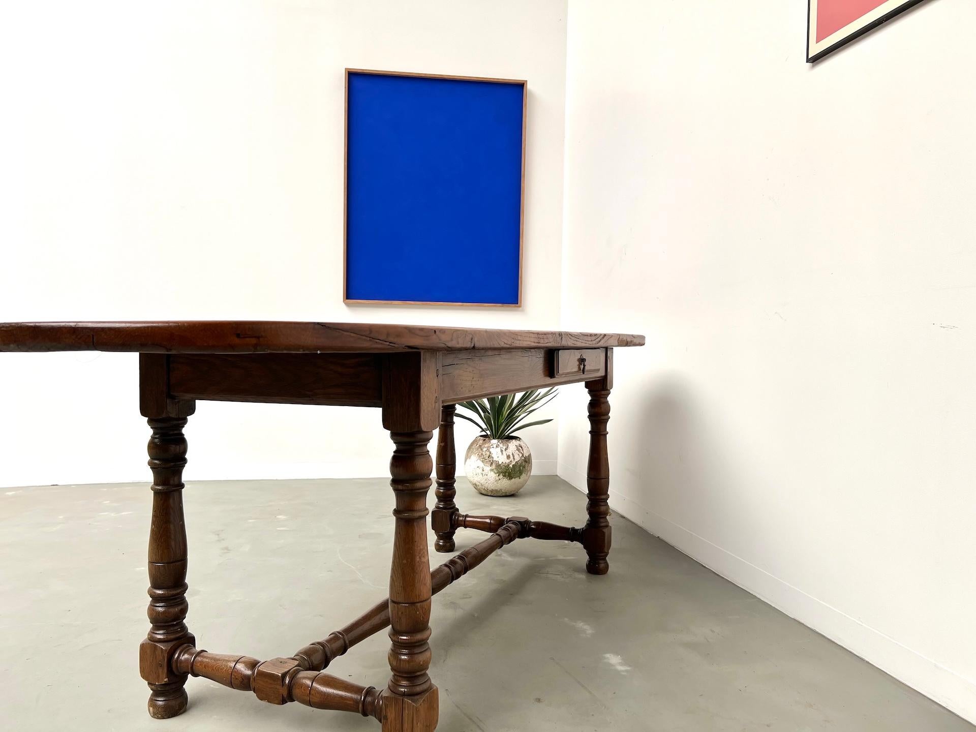 Large french solid oak table – Circa 1900Large french solid oak table – Circa 19 For Sale 7