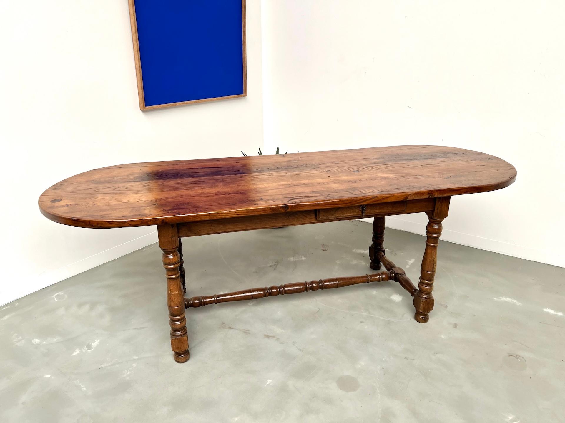 Large french solid oak table – Circa 1900Large french solid oak table – Circa 19 For Sale 11