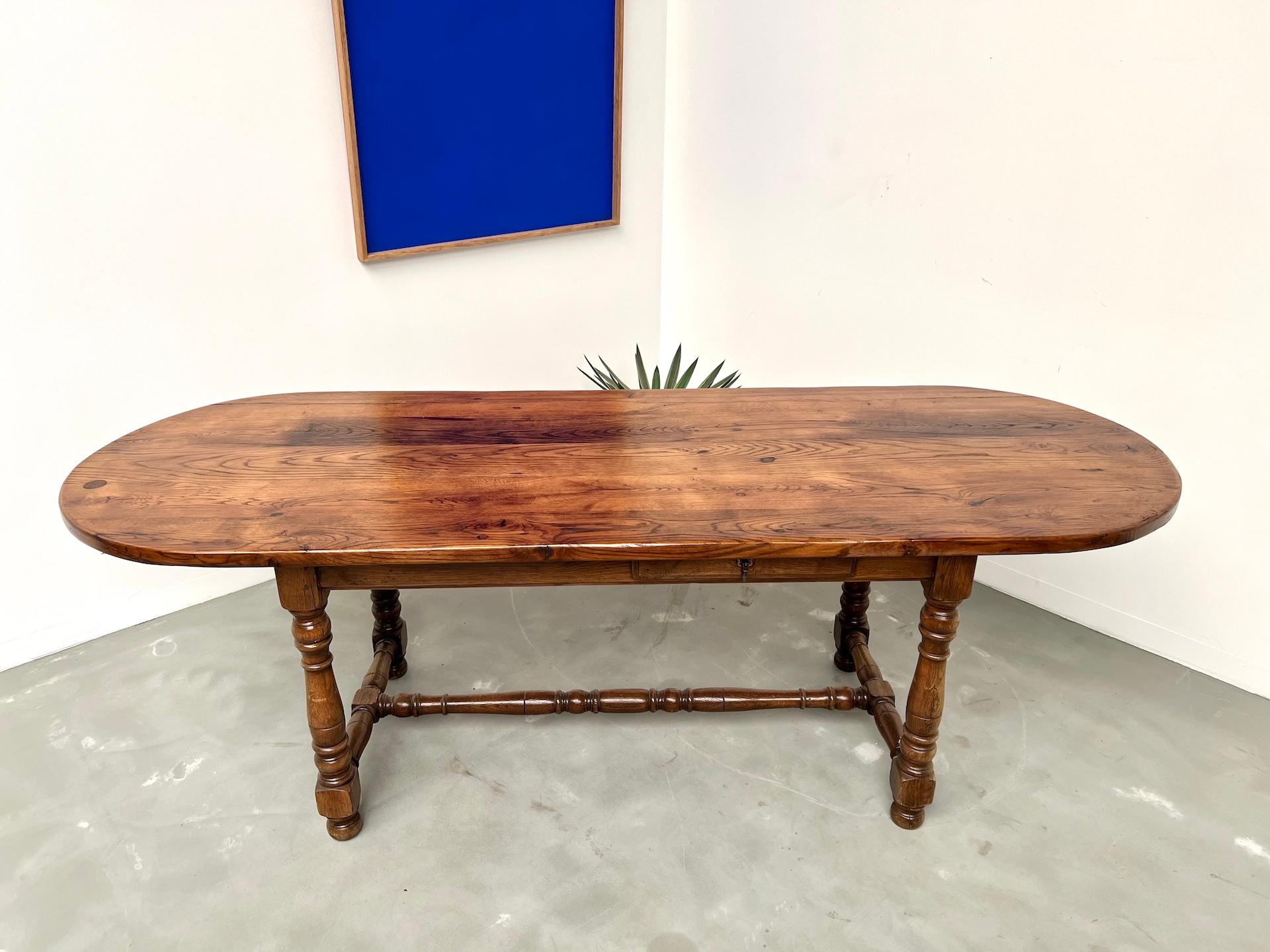 Large french solid oak table – Circa 1900Large french solid oak table – Circa 19 For Sale 12