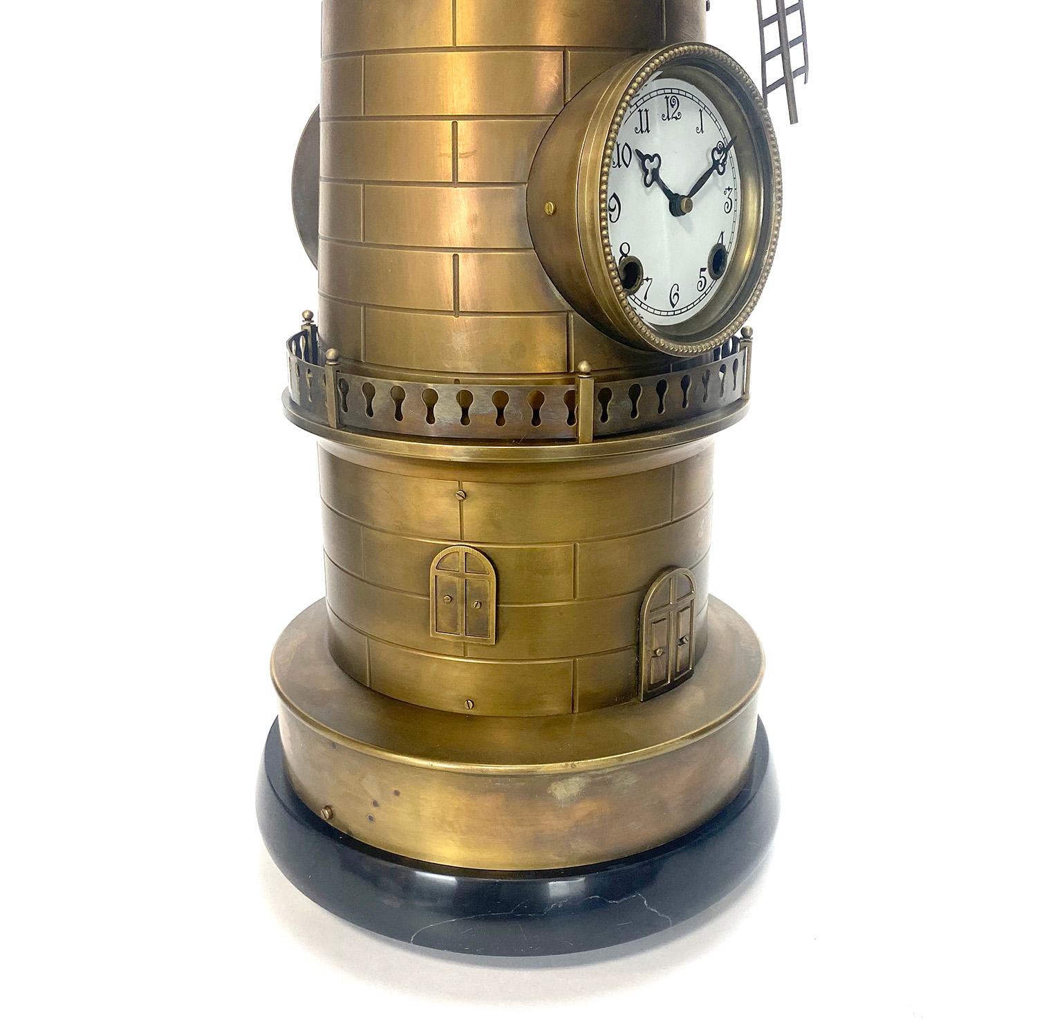 Grande horloge industrielle de style français de 8 jours à remontage automatique en laiton en vente 3