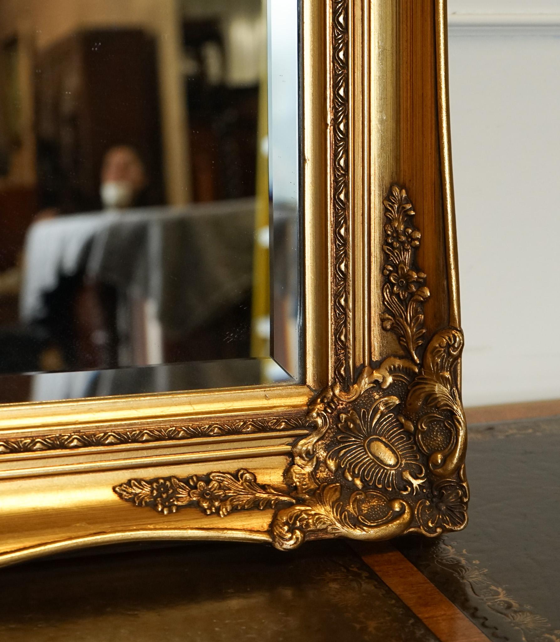 Fait main GrandeORNATE CLASSIQUE DE STYLE FRANÇAIS EN OR AVEC RIRROR REGAL 138 X 77 CM en vente