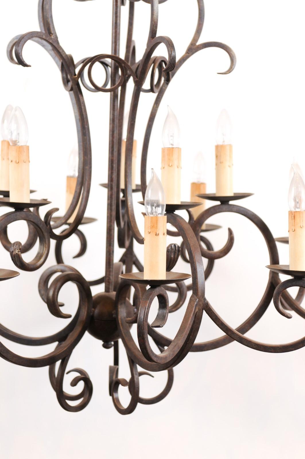 Fer Large French Style Iron Chandelier with 15 Lights, Reproduction en vente