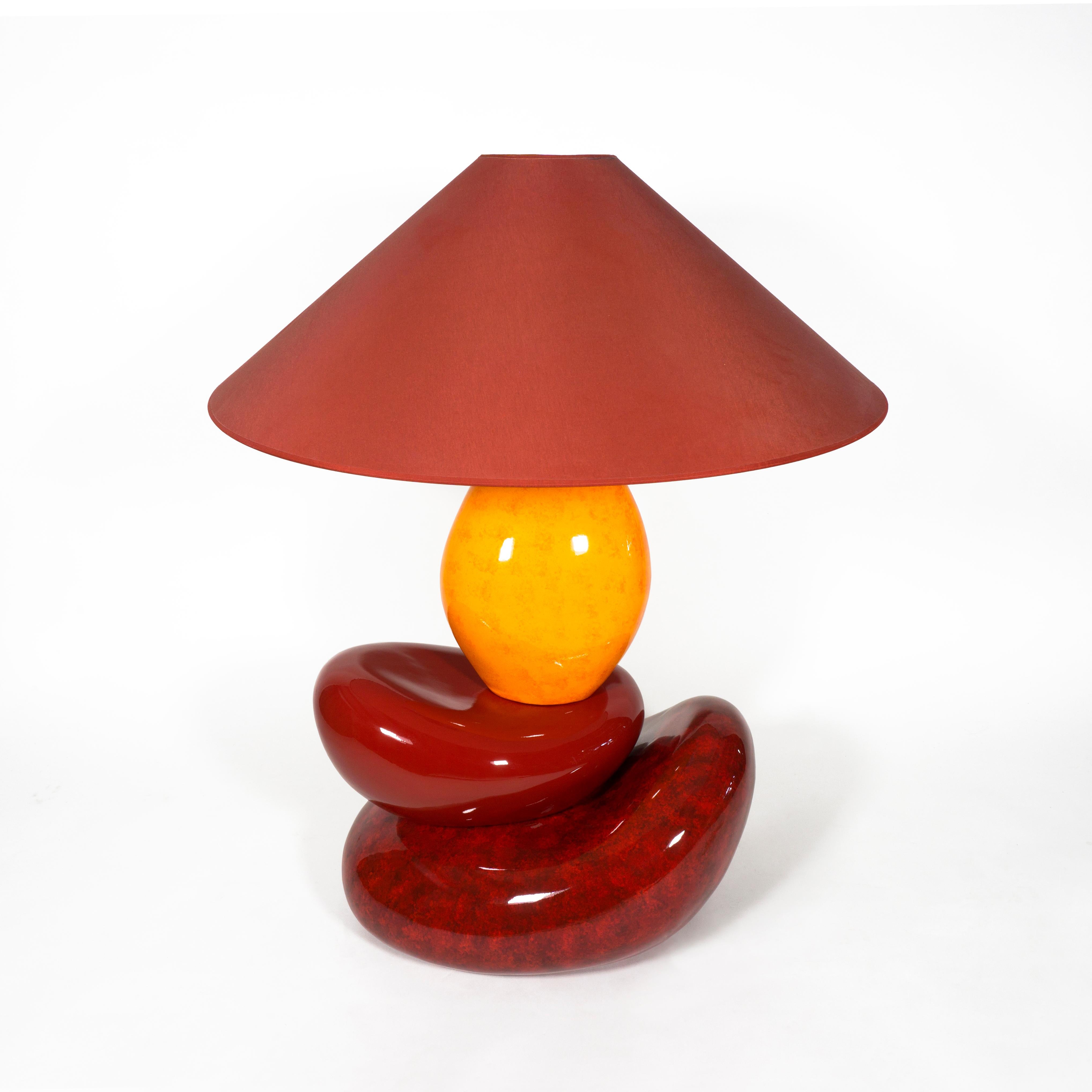 Mid-Century Modern Grande lampe de table française de François Châtain en céramique émaillée rouge et jaune en vente