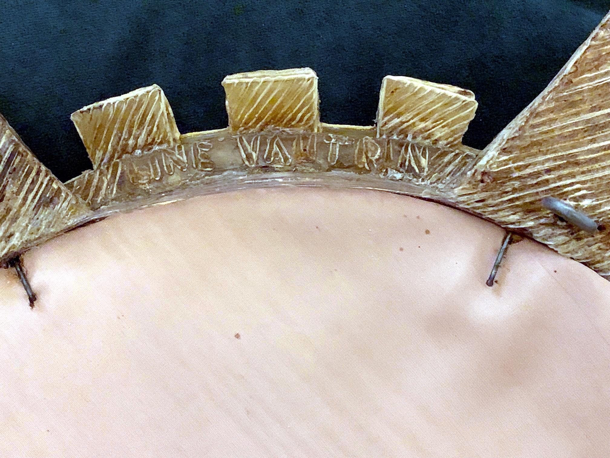 Grande specchio da parete francese Tudor di Line Vautrin in vendita 4