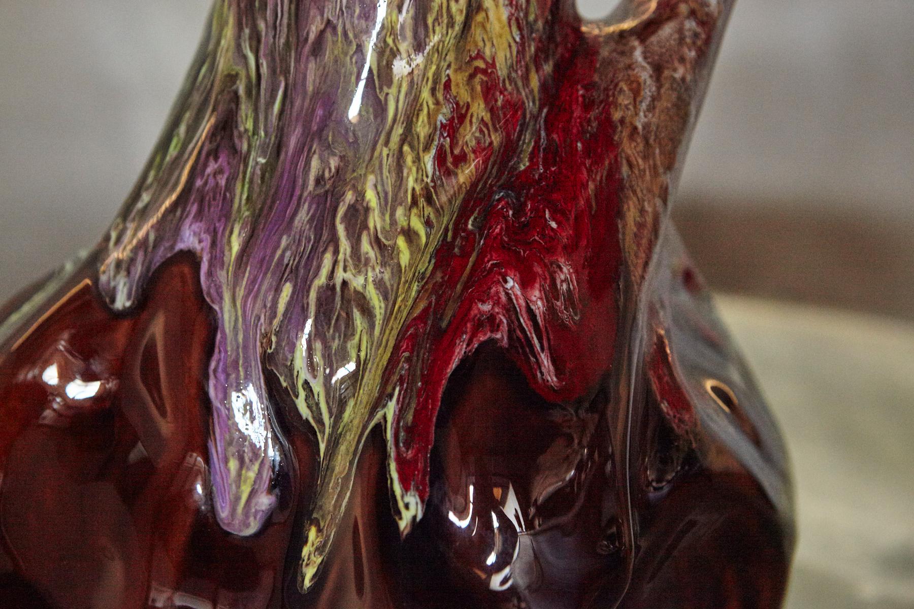 Francese Grande brocca francese in ceramica con smalto lavico in stile Vallauris, anni '50 in vendita