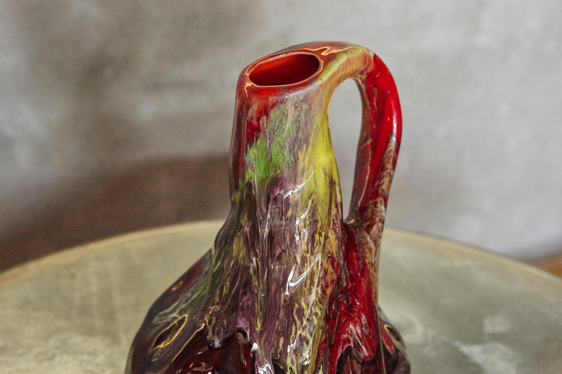 Grande brocca francese in ceramica con smalto lavico in stile Vallauris, anni '50 In condizioni buone in vendita a Aramits, Nouvelle-Aquitaine