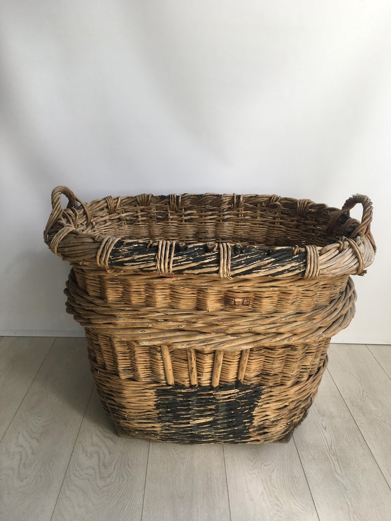 Large French Vineyard Champagne Wicker Basket For Sale at 1stDibs