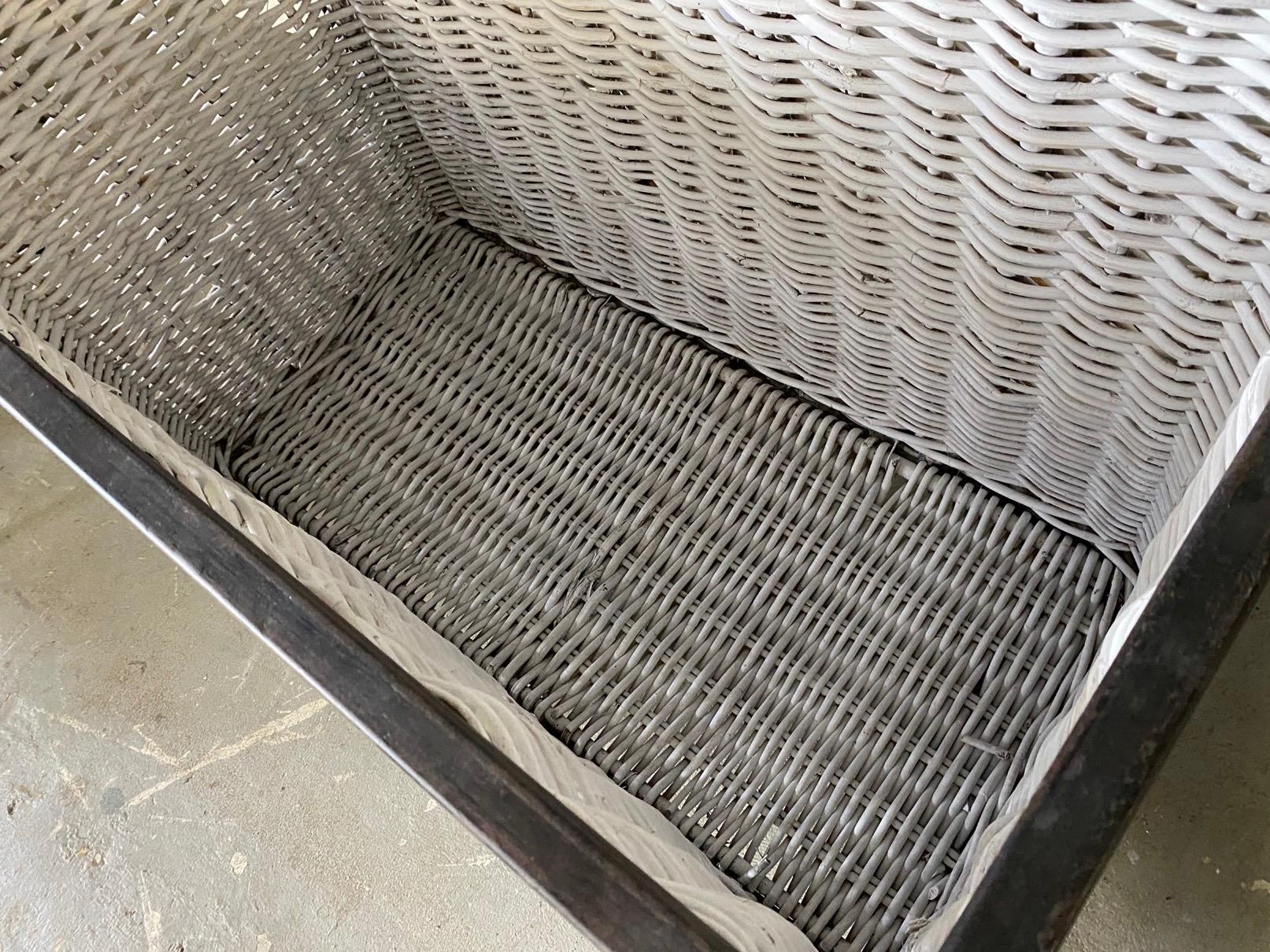 Large French Wicker Laundry Cart 3