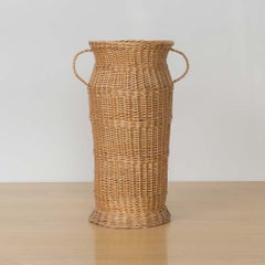 Grand vase en osier français