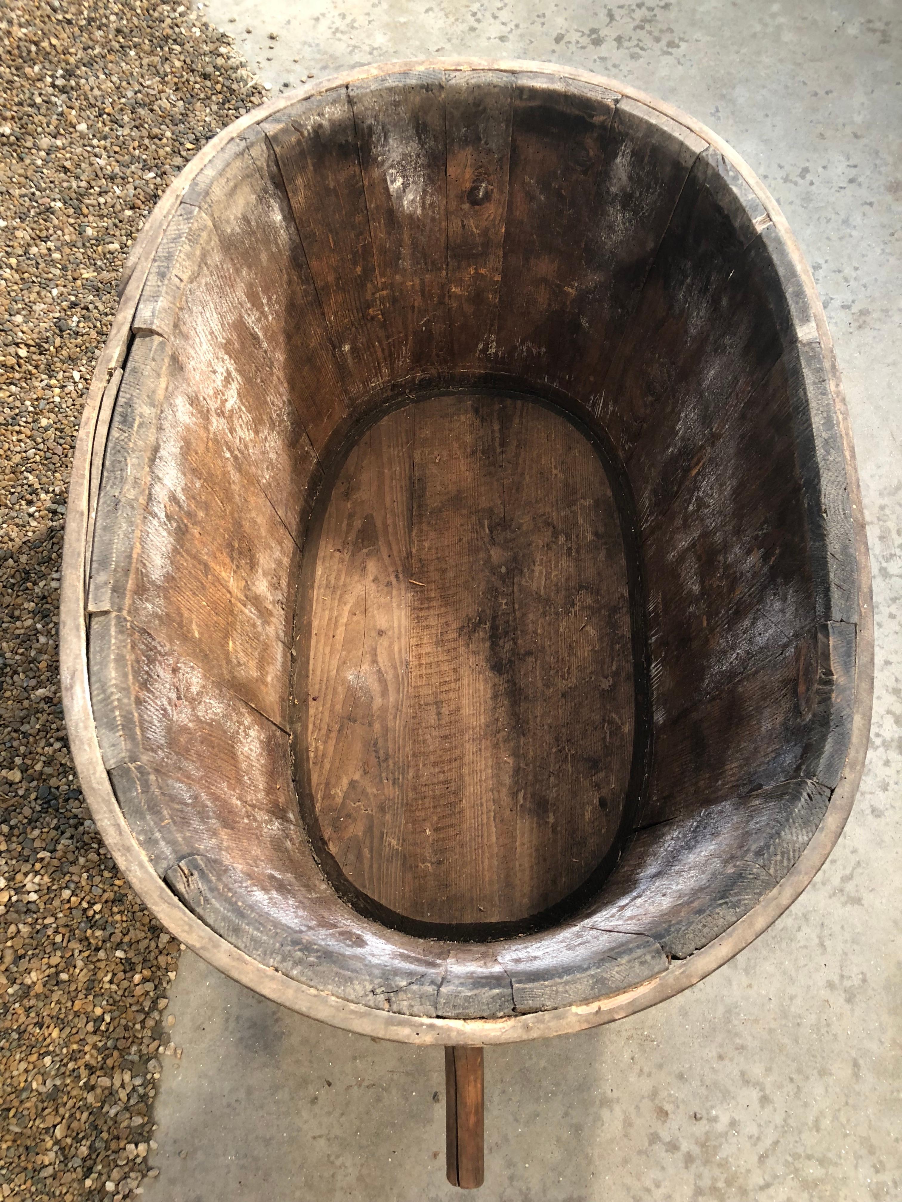 Large French Wooden Vendange Bucket from Burgundy For Sale 4