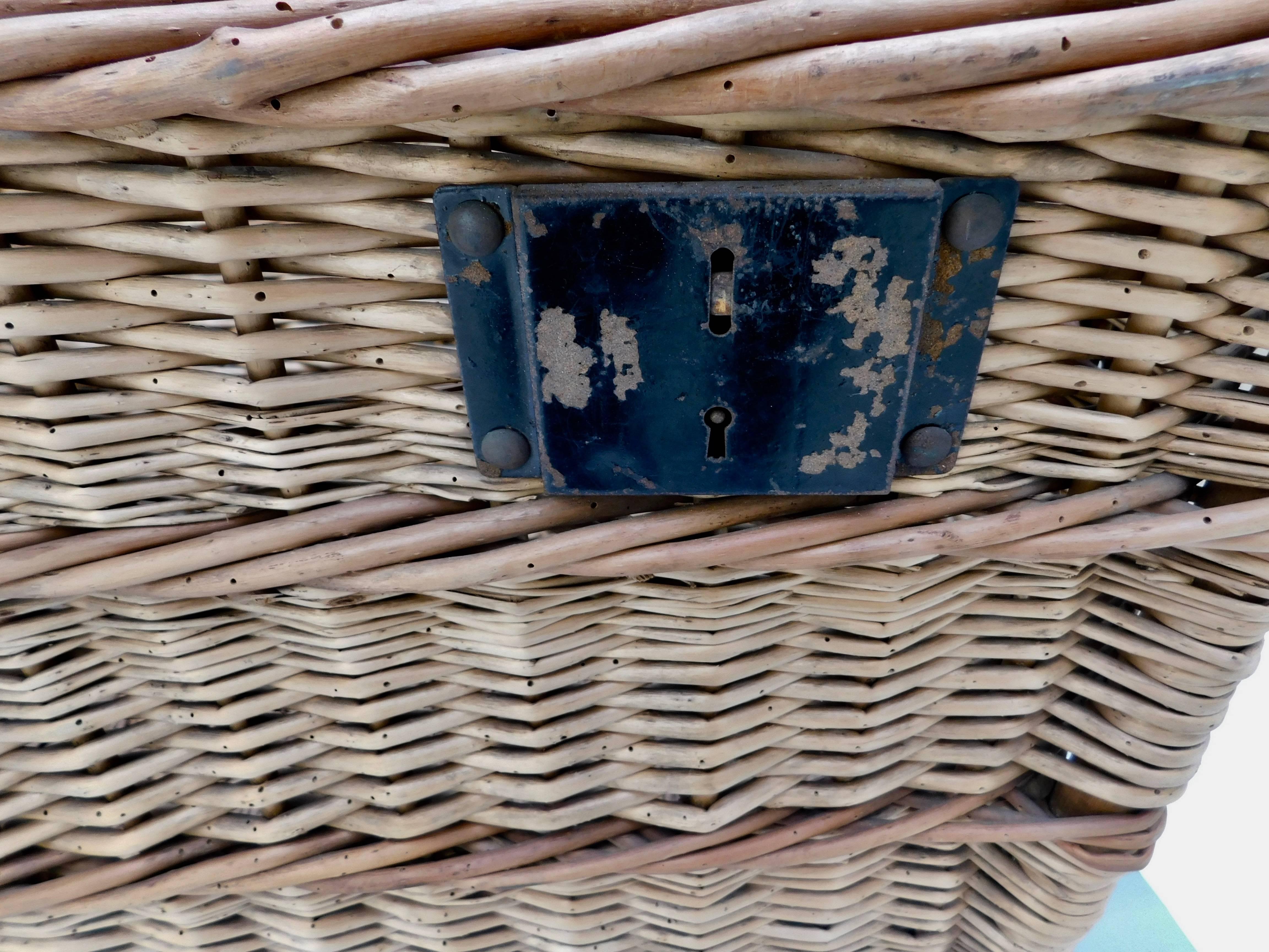 Large French Woven Willow Wicker Basket Trunk 3