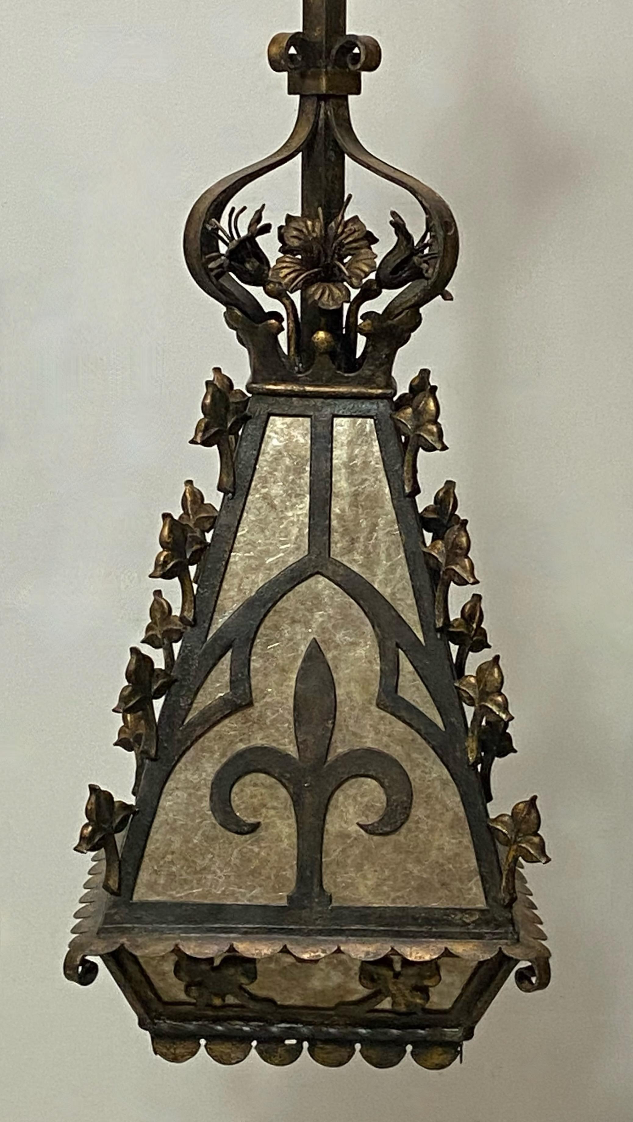 Large French Wrought Iron and Mica Church Lantern, 19th Century For Sale 1