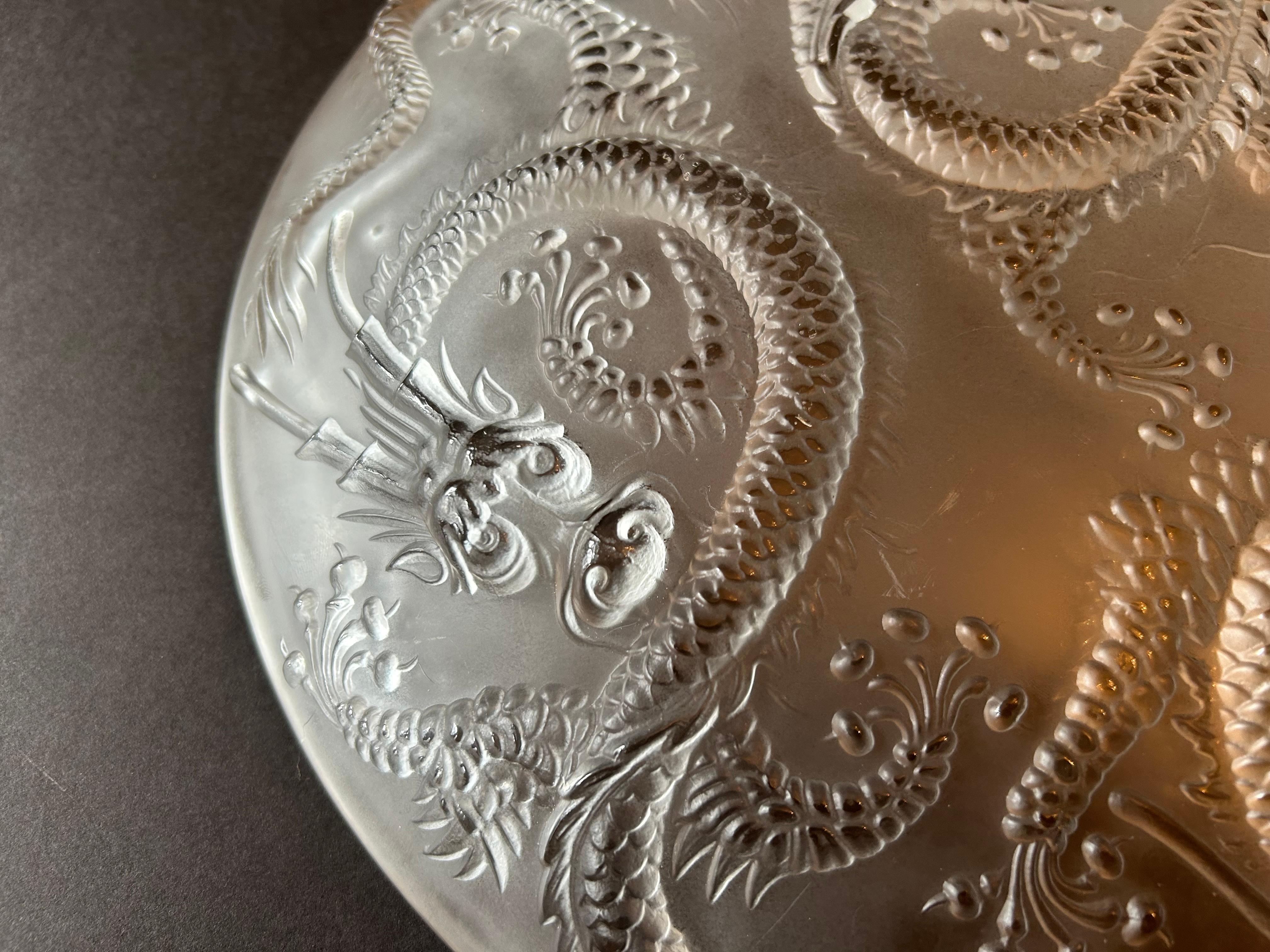 Large Frosted Glass Bowl With Dragons by Josef Inwald for Barolac, 1930 In Good Condition For Sale In Toronto, CA