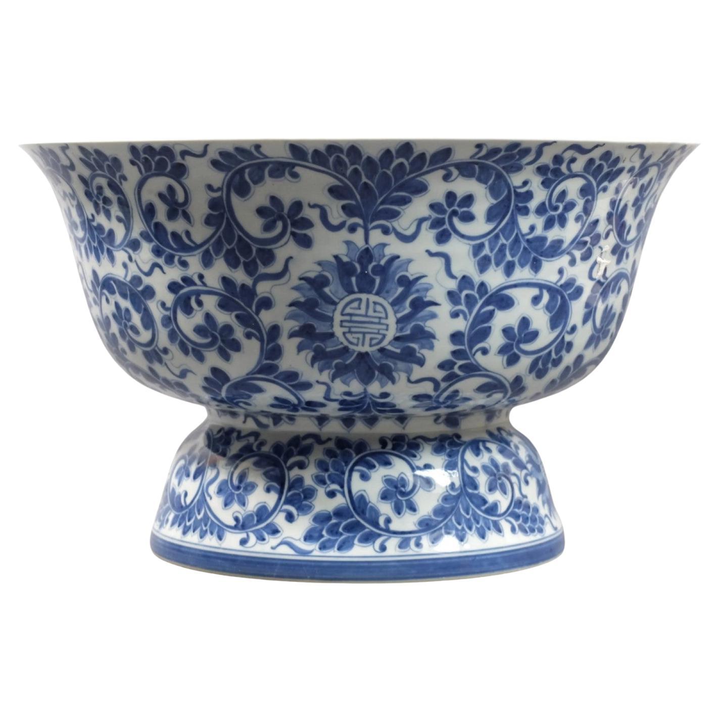 Large fruit Bowl Cup Basin on pedestal blue white porcelain - Qing Style - China For Sale