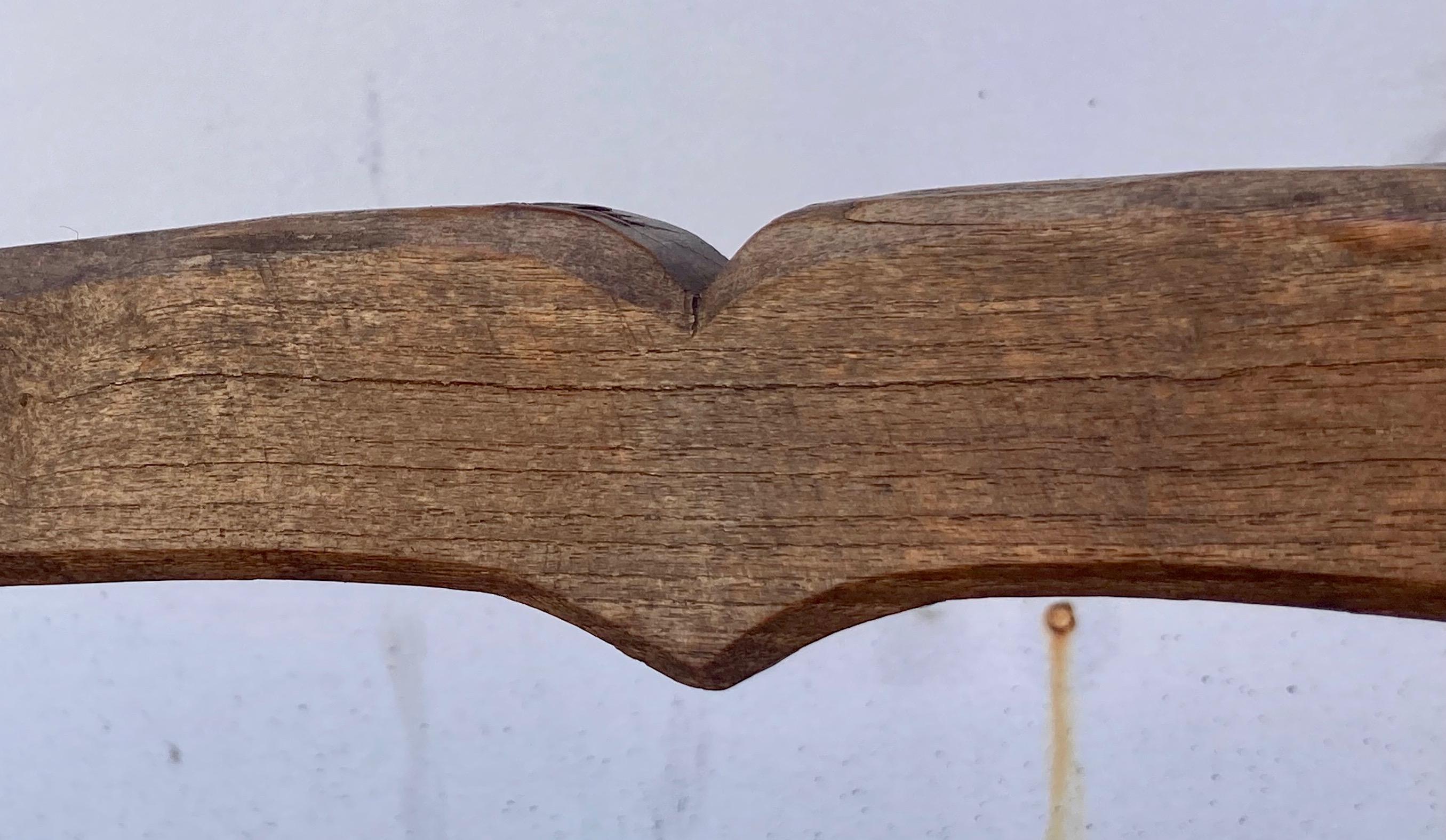 Lucidato Grande trog o ciotola per l'impasto in legno di frutta su supporto in Oak in vendita