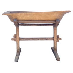 Grande trog o ciotola per l'impasto in legno di frutta su supporto in Oak