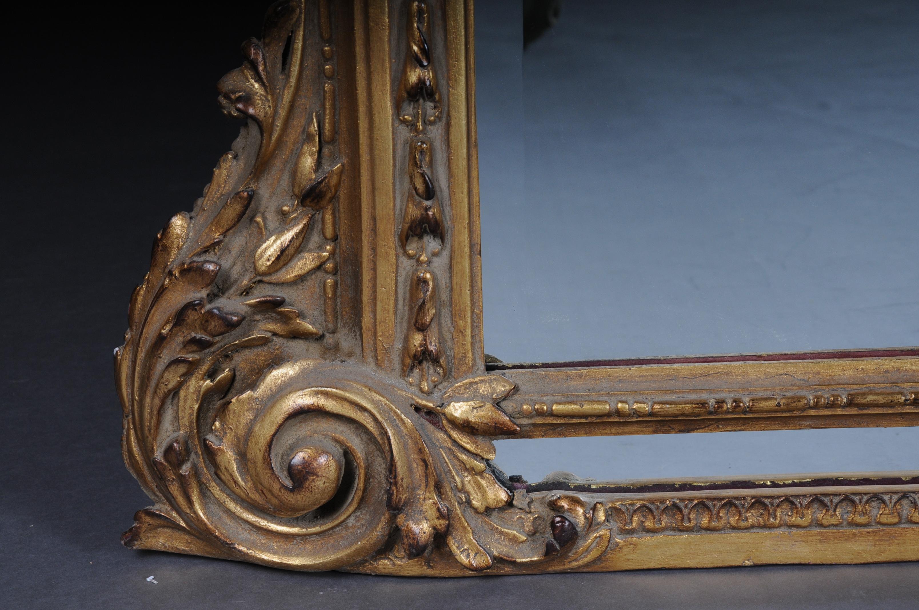 Grand miroir sur pied de style Louis XVI en bois de hêtre massif en vente 8