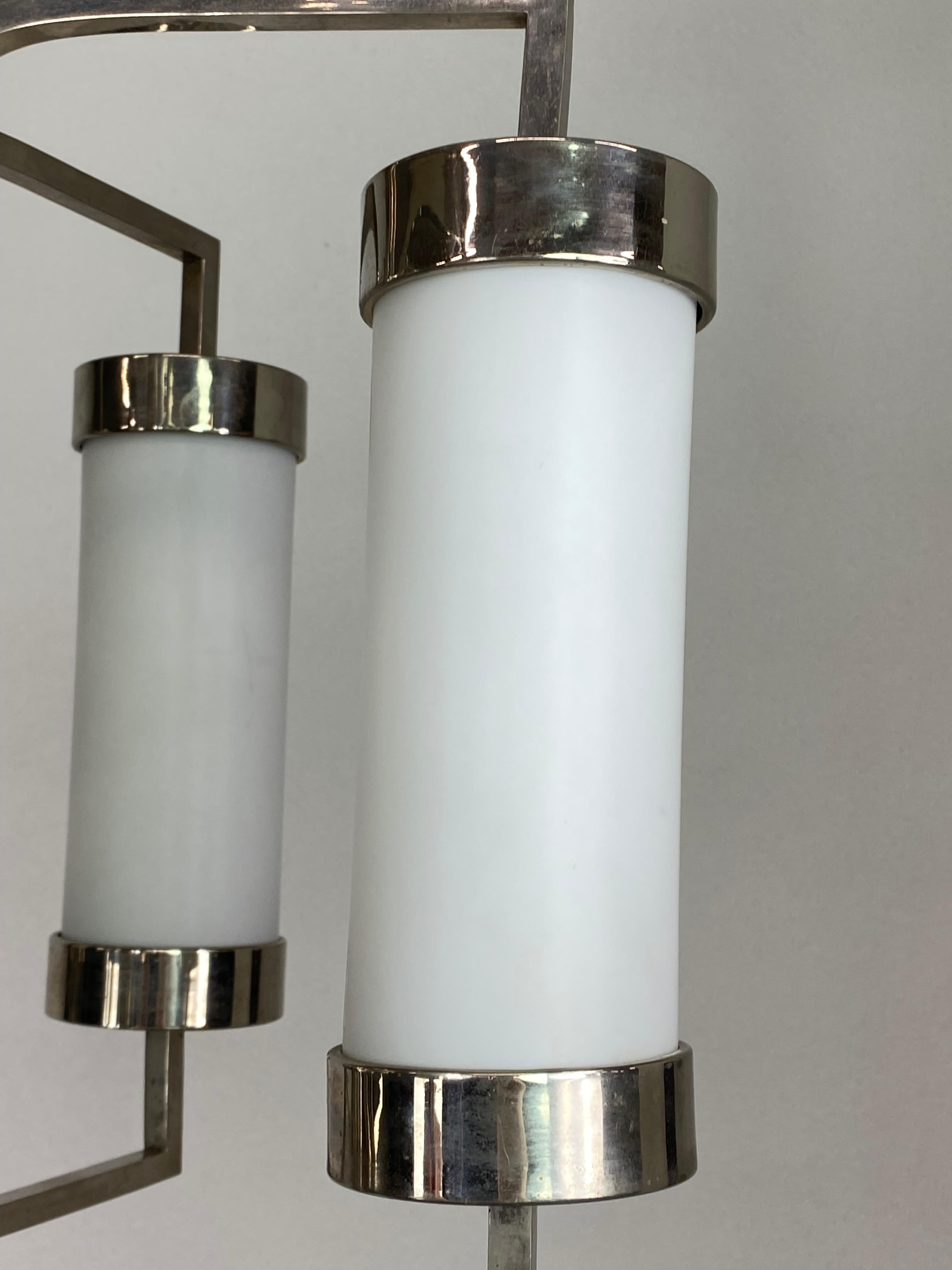 Grande lampadario funzionalista in vendita 1