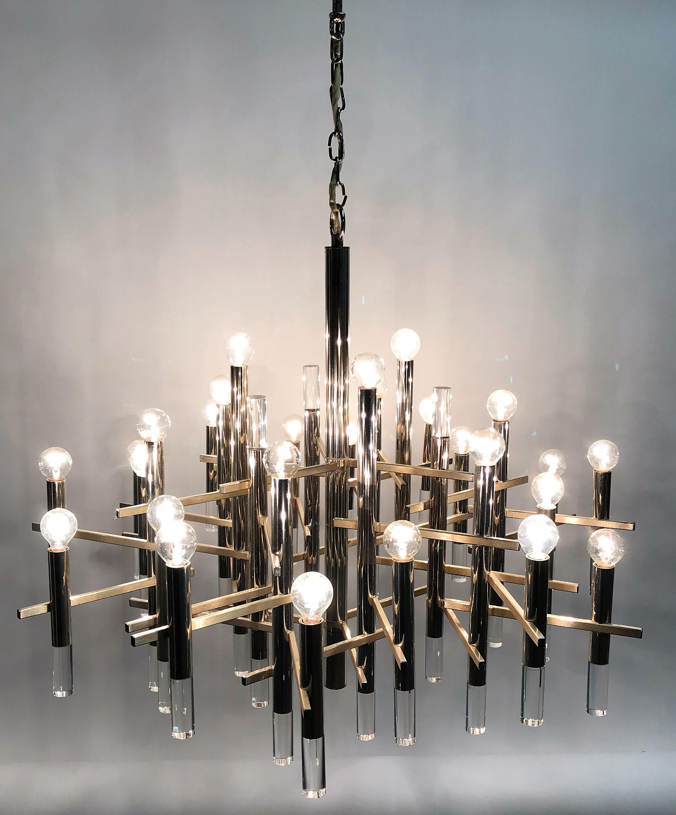 Large Gaetano Sciolari Chandelier in Chrome and Lucite , 1960s 8