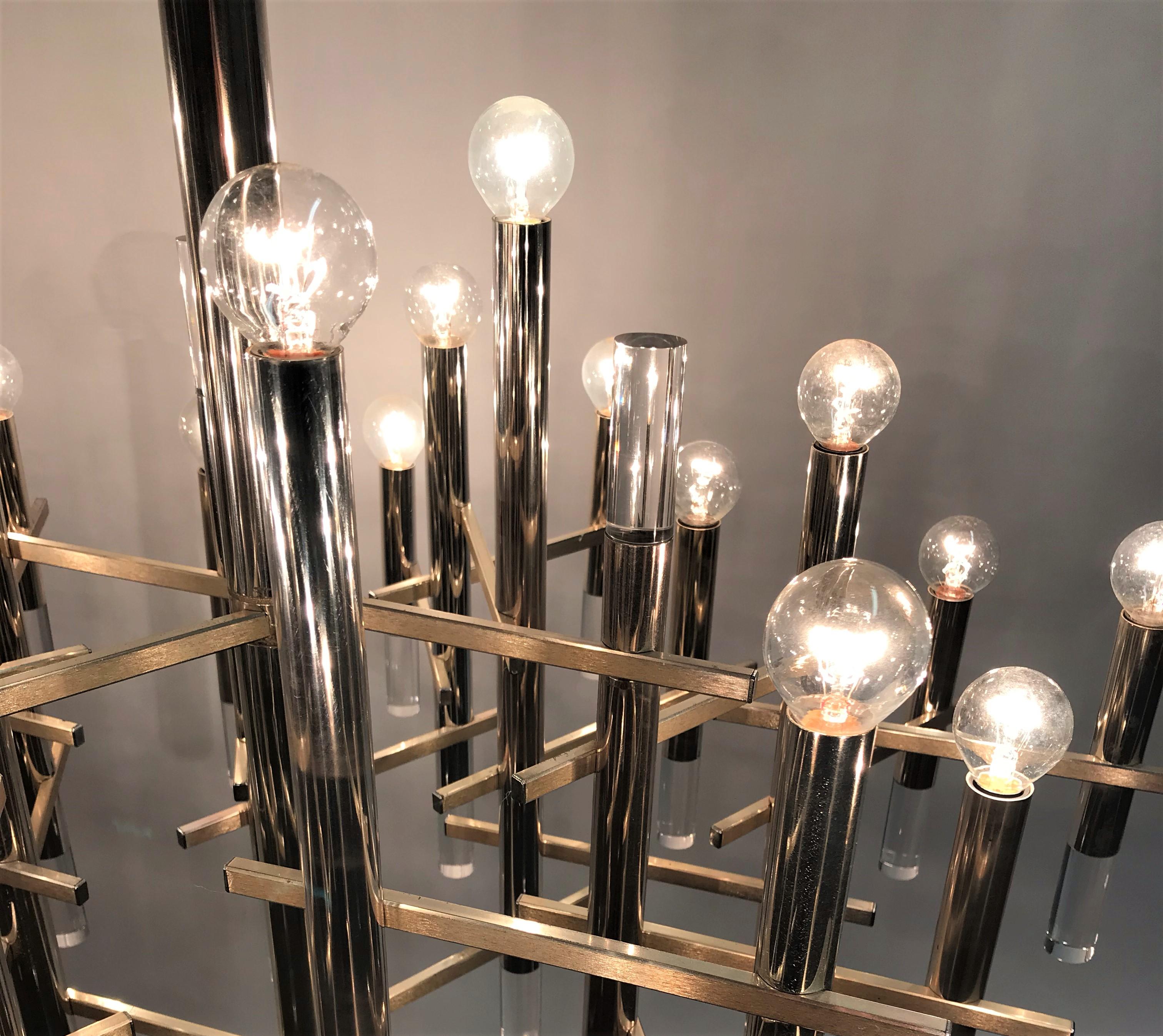 Large Gaetano Sciolari Chandelier in Chrome and Lucite , 1960s 3