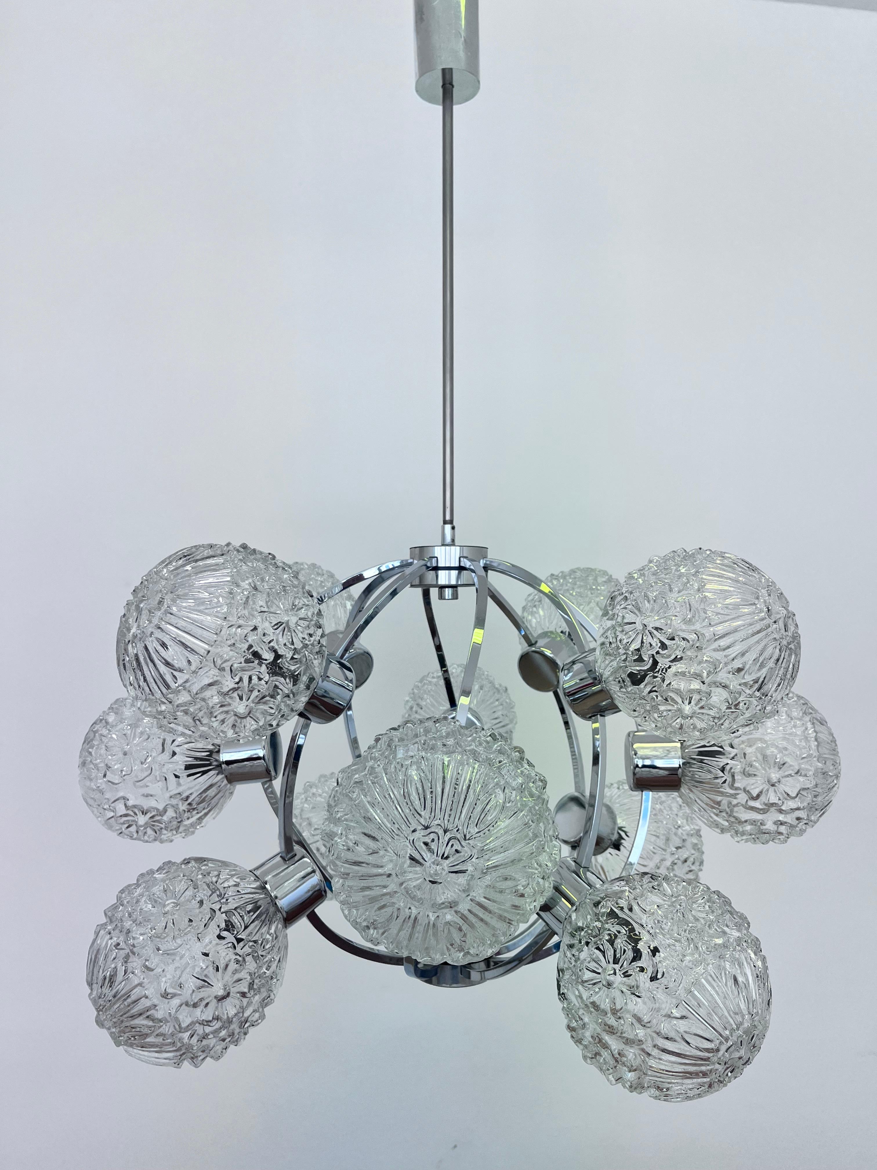 Mid-Century Modern Large Galaxy Space age Sputnik Chandelier by Richard Essig - Germany, 1970s For Sale