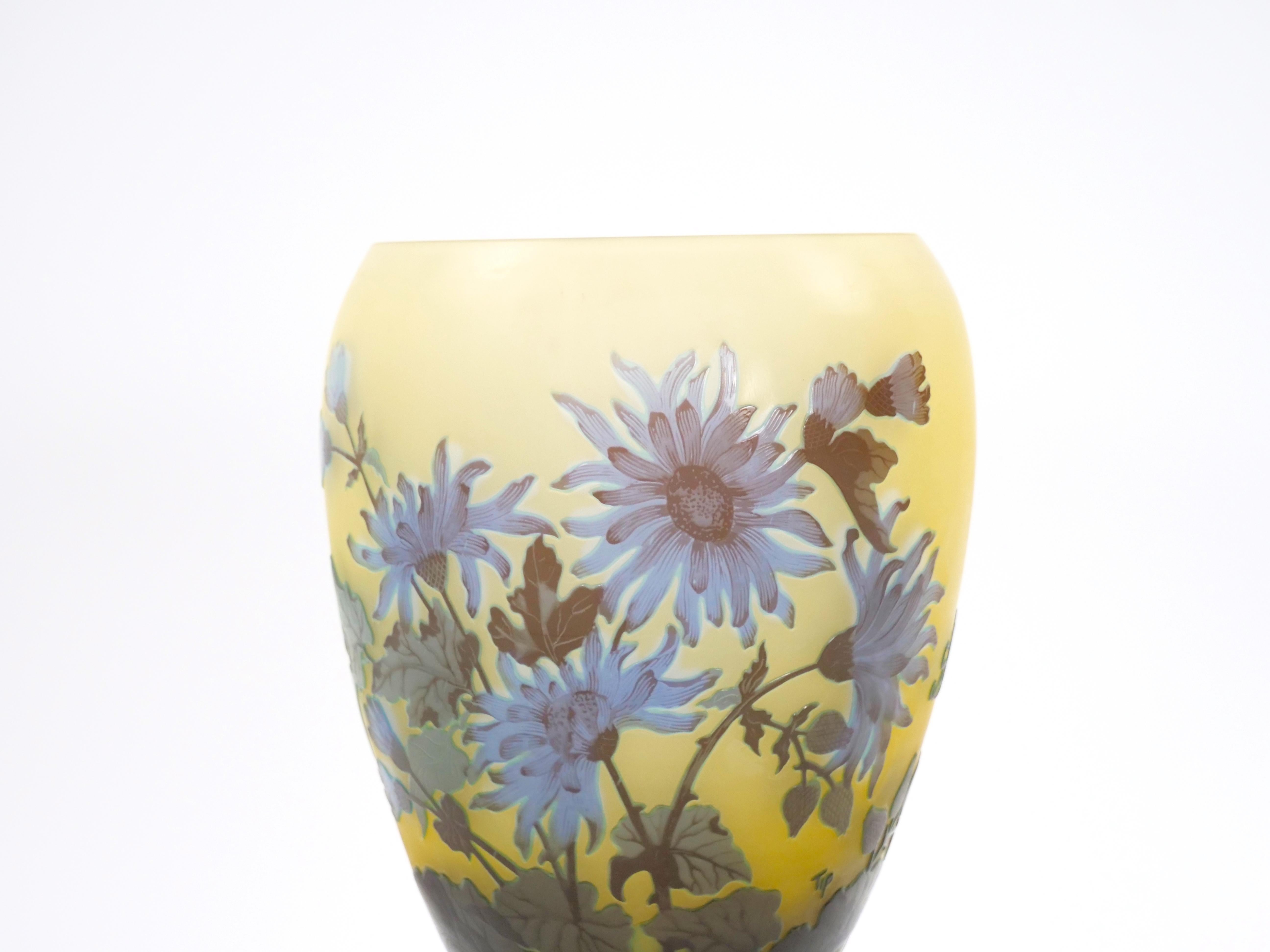 Large Galle Art Nouveau Cameo Glass Vase For Sale 2