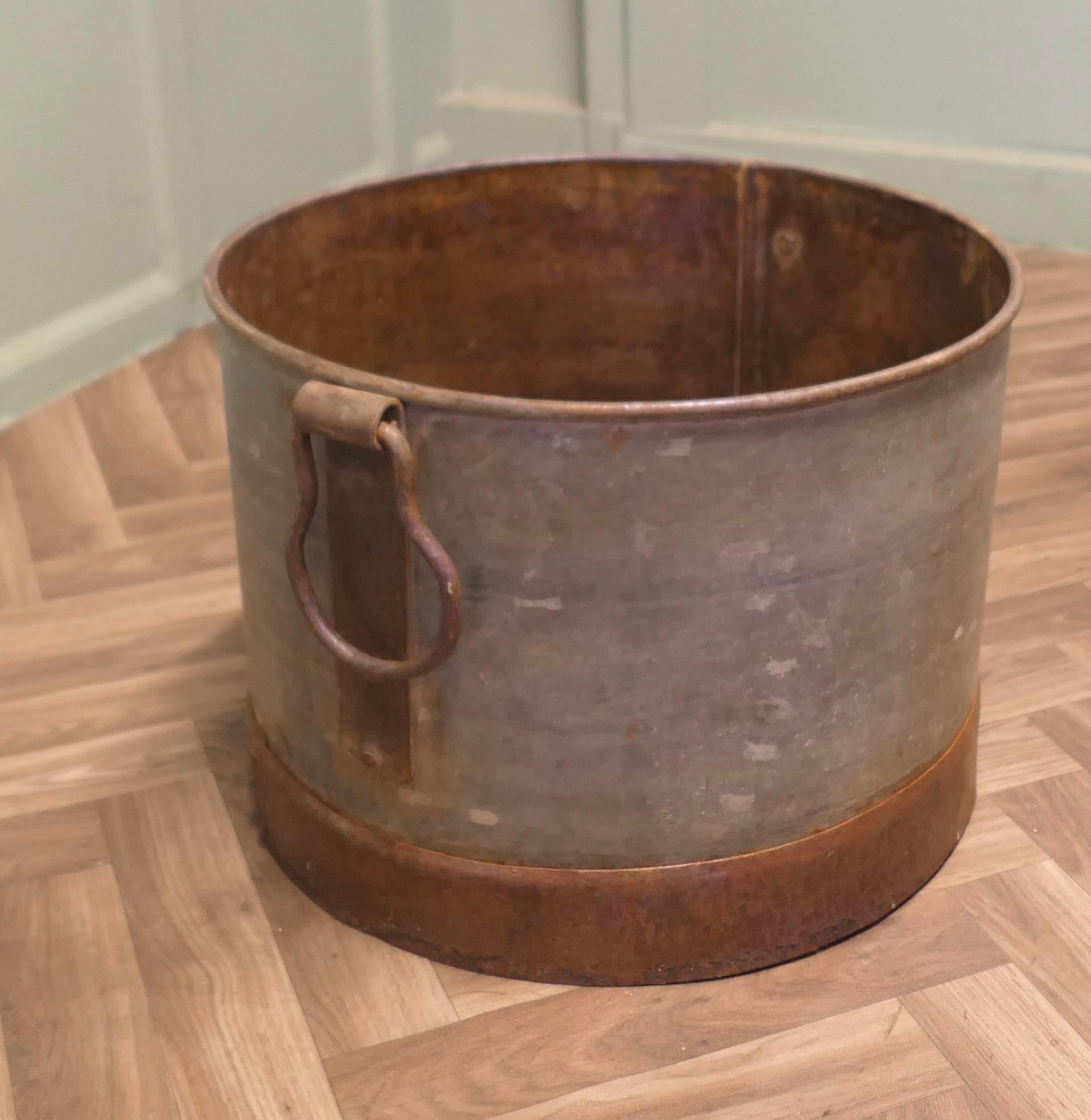 Large Galvanised Steel and Iron Cauldron Log Bin For Sale 1