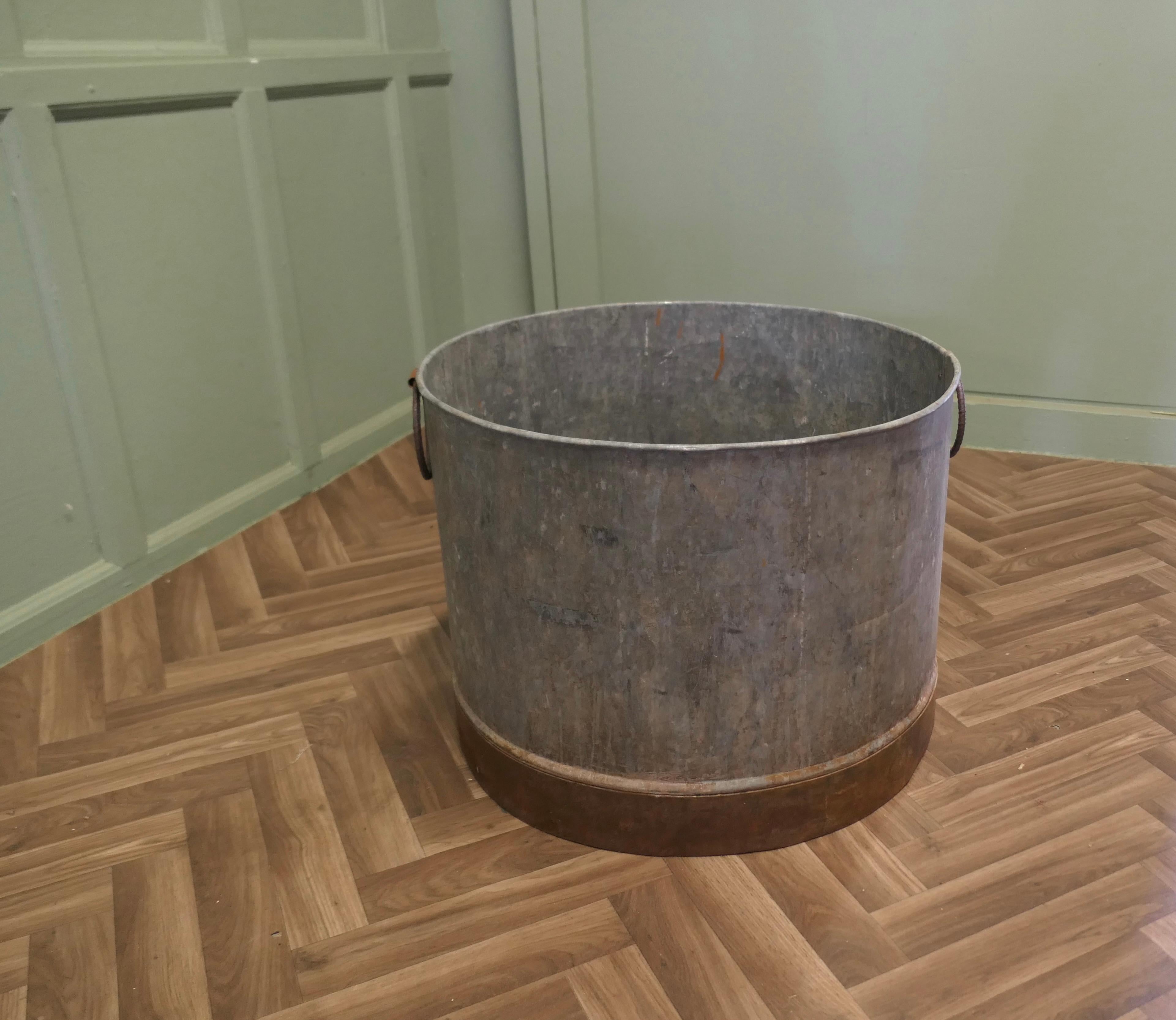 Large Galvanised Steel and Iron Cauldron Log Bin  This is a large galvanised pot For Sale 1