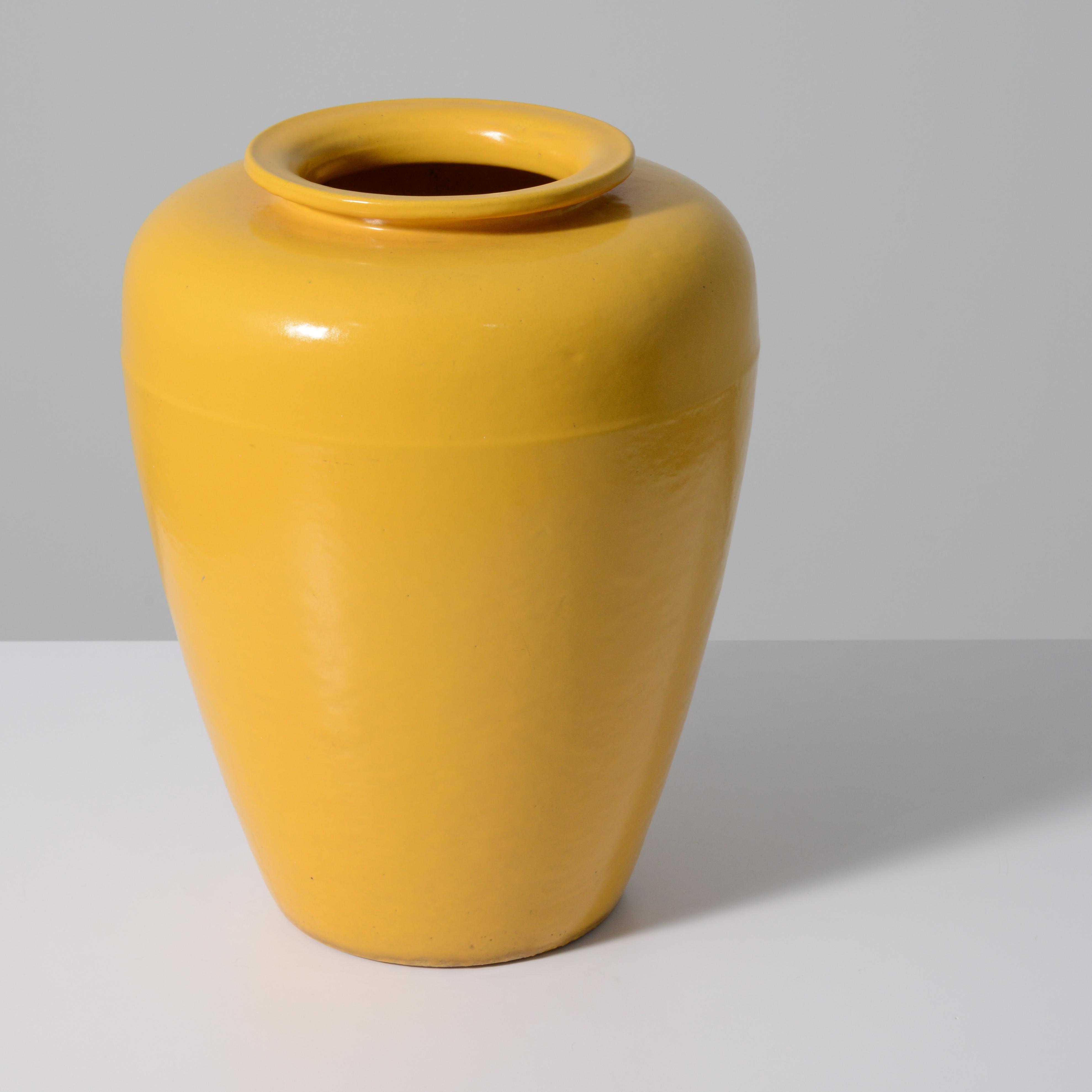 Grands vases / jarres à huile de Garden City Pottery, 18 