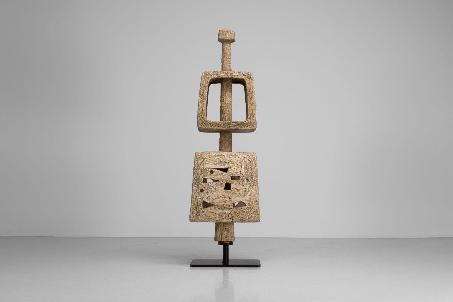 Metal Large garden sculpture on rotating base France 1960s For Sale