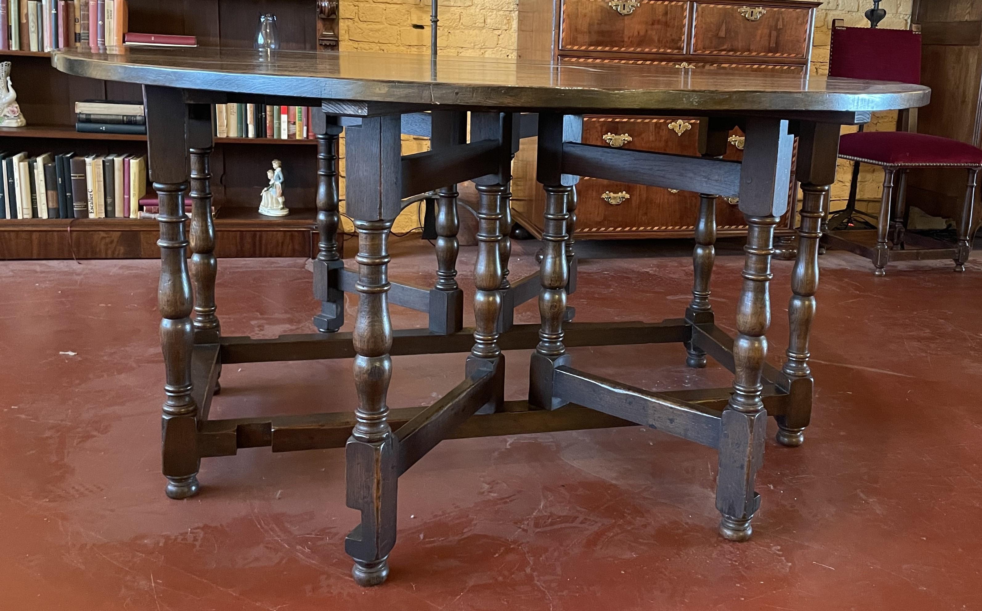 British Large Gateleg Table In Oak For Sale