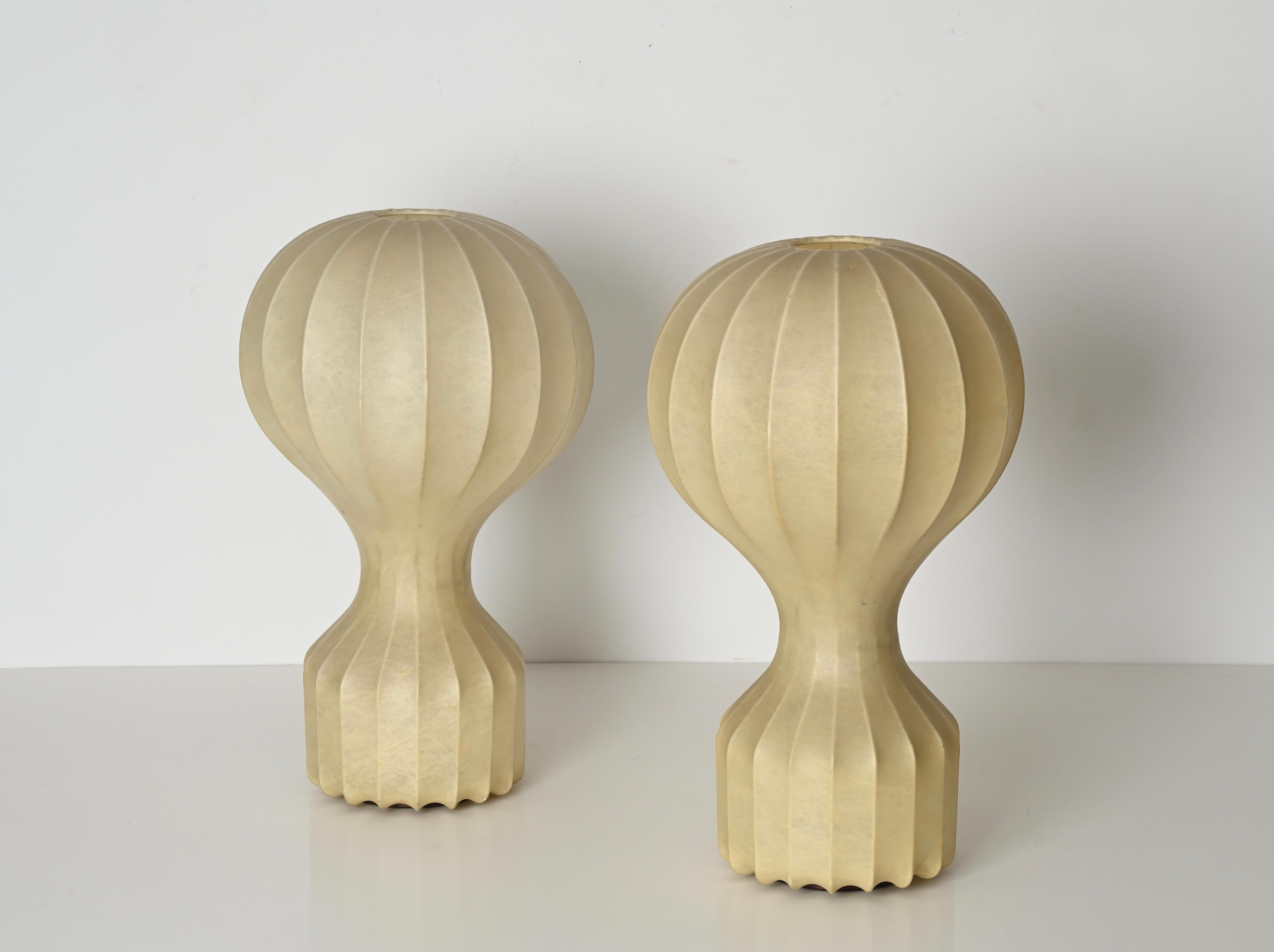 Grandi lampade da tavolo Gatto Beige Cocoon di Castiglioni per Flos, Italia anni '60 in vendita 11