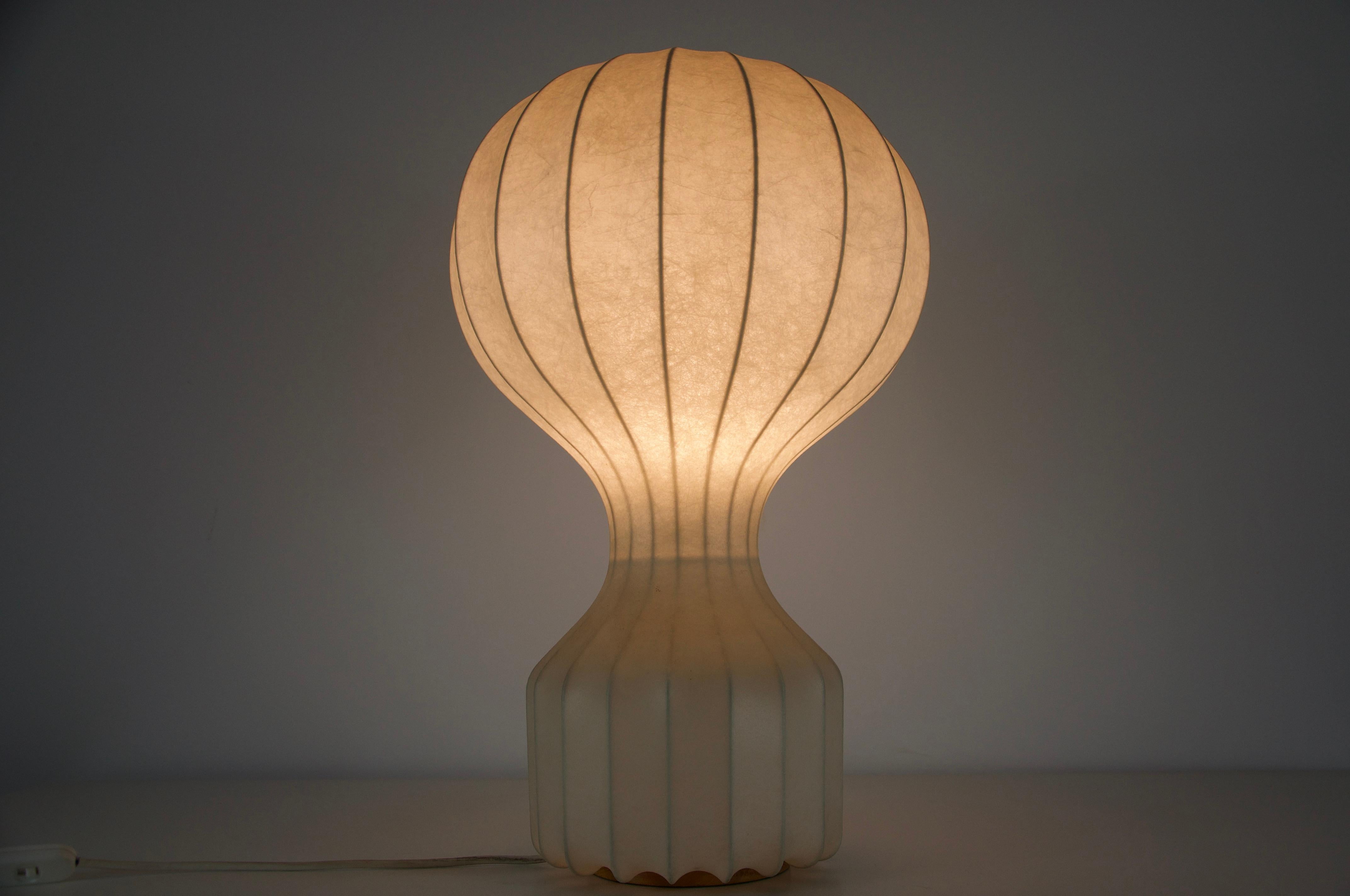 Large Gatto Cocoon Table Lamp by Achille & Pier Giacomo Castiglioni, 1960s For Sale 3