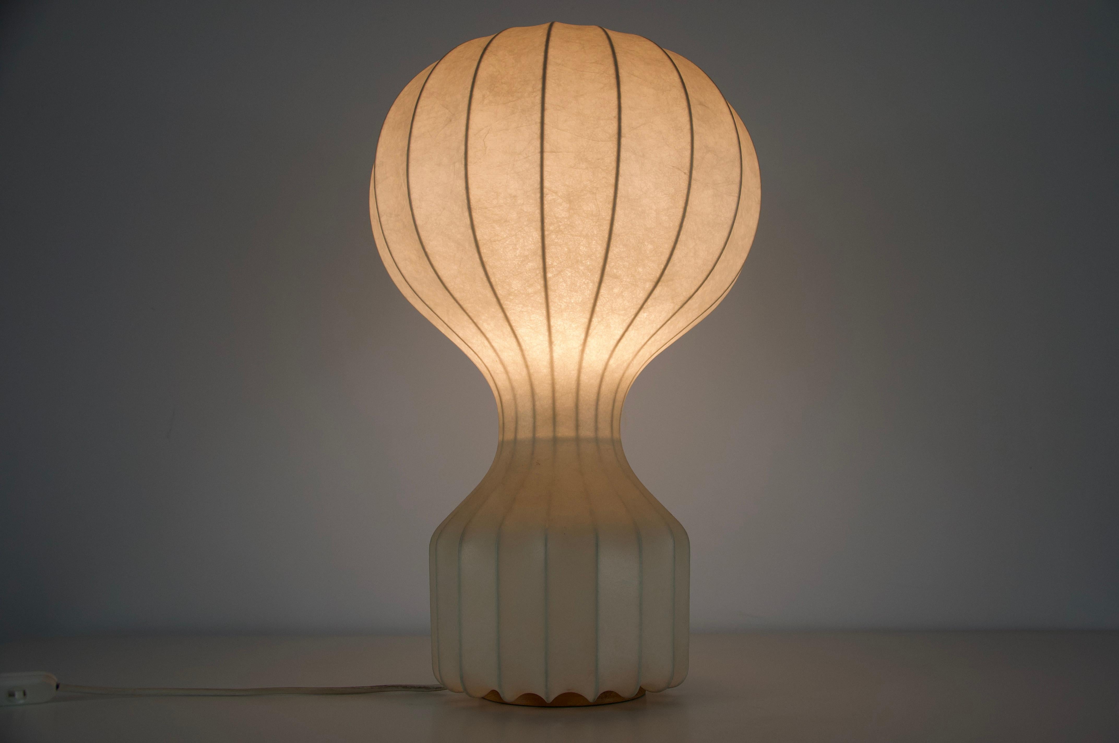 Large Gatto Cocoon Table Lamp by Achille & Pier Giacomo Castiglioni, 1960s For Sale 4