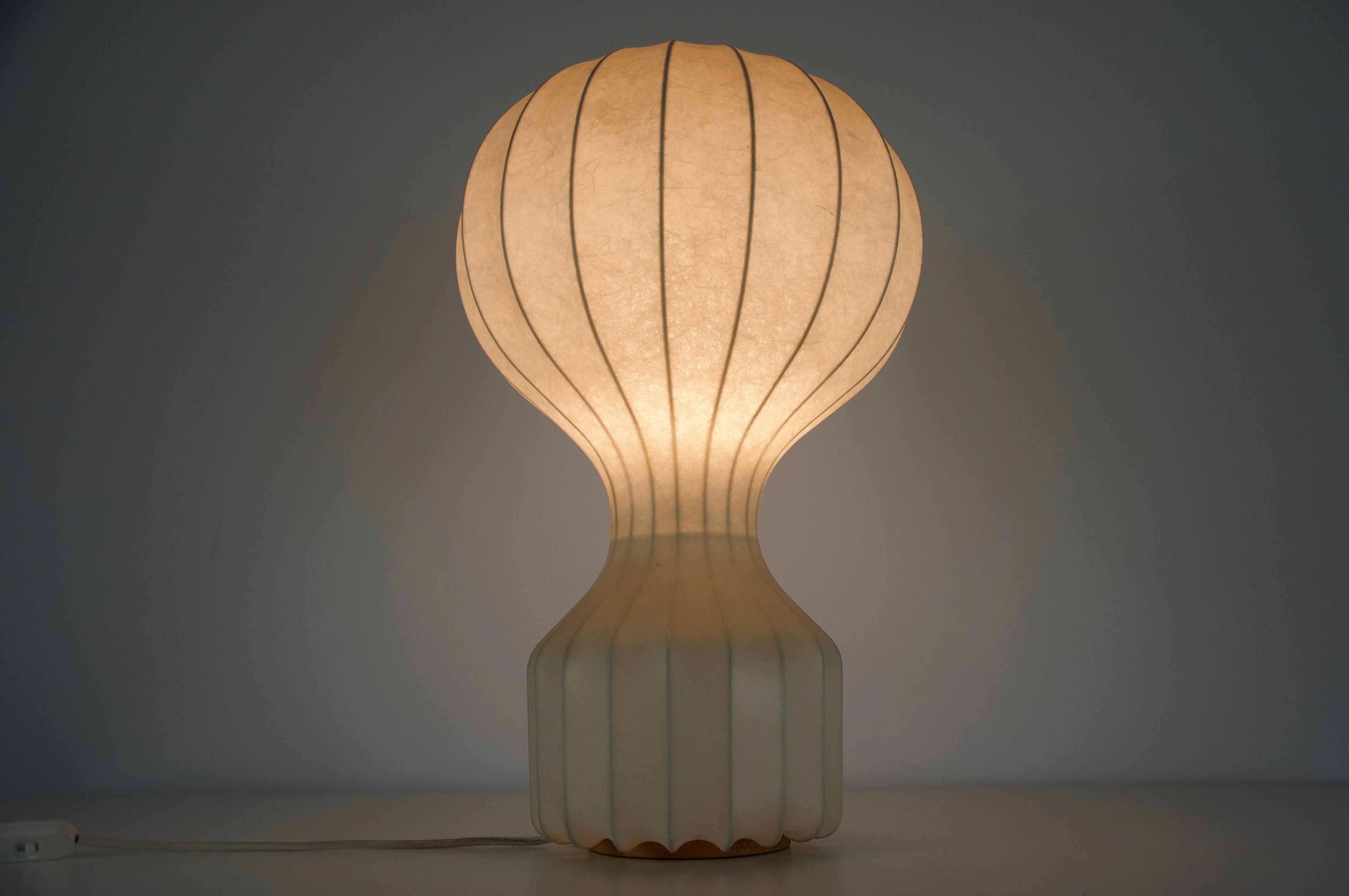 Large Gatto Cocoon Table Lamp by Achille & Pier Giacomo Castiglioni, 1960s For Sale 5