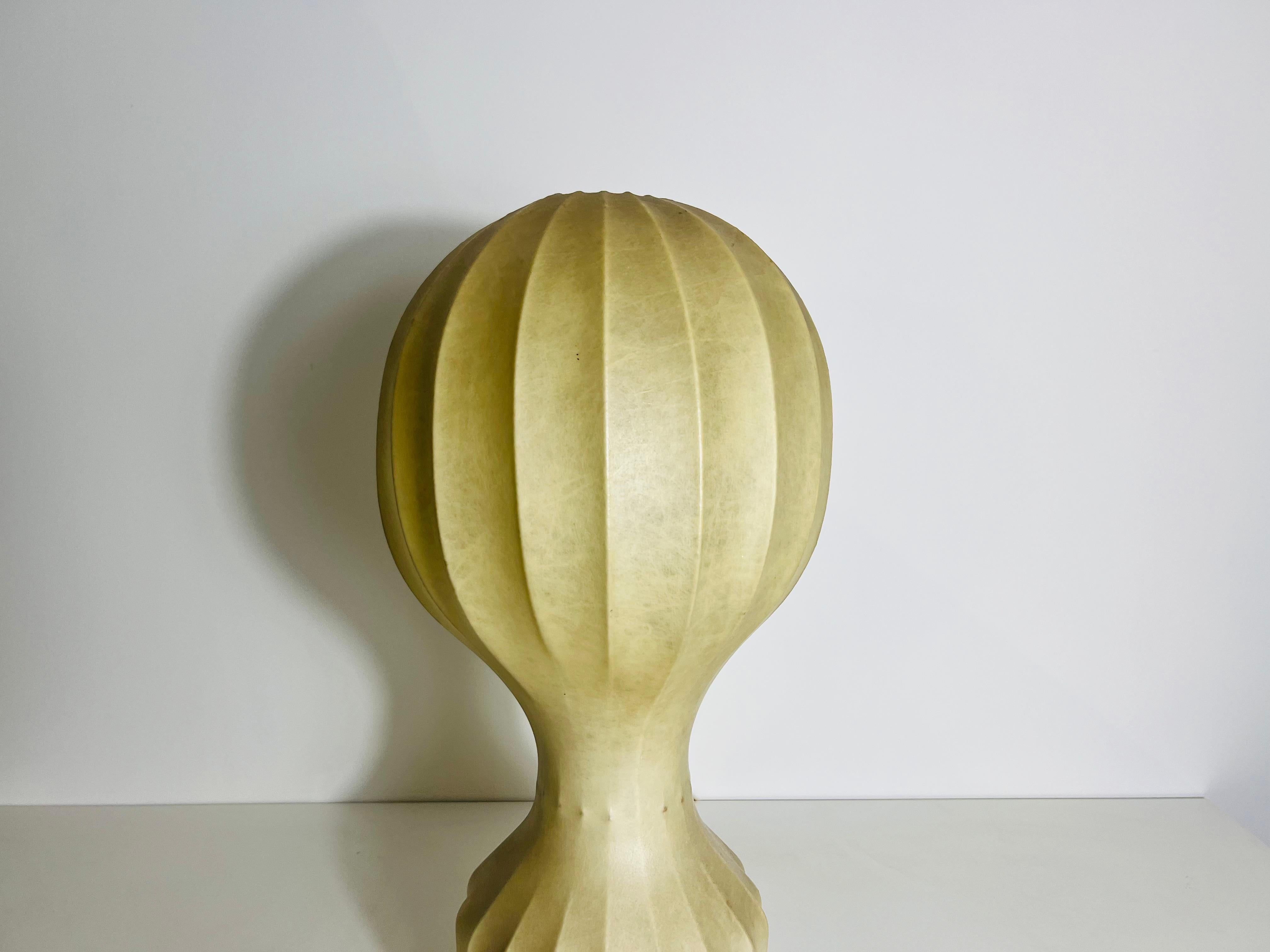 Lampada da tavolo grande Gatto Cocoon di Achille and Pier Giacomo Castiglioni, anni '60 in vendita 6