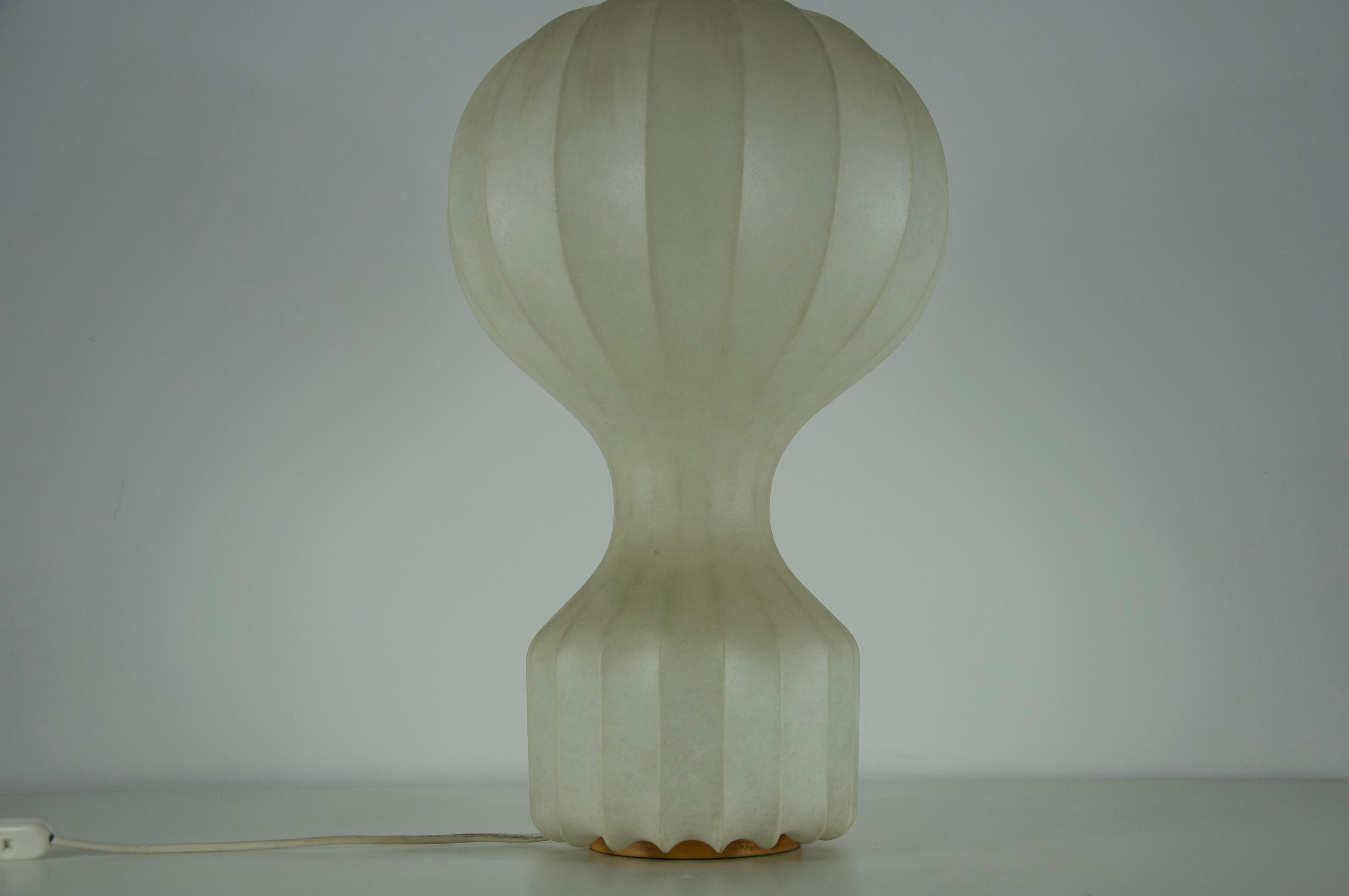 Metal Large Gatto Cocoon Table Lamp by Achille & Pier Giacomo Castiglioni, 1960s For Sale
