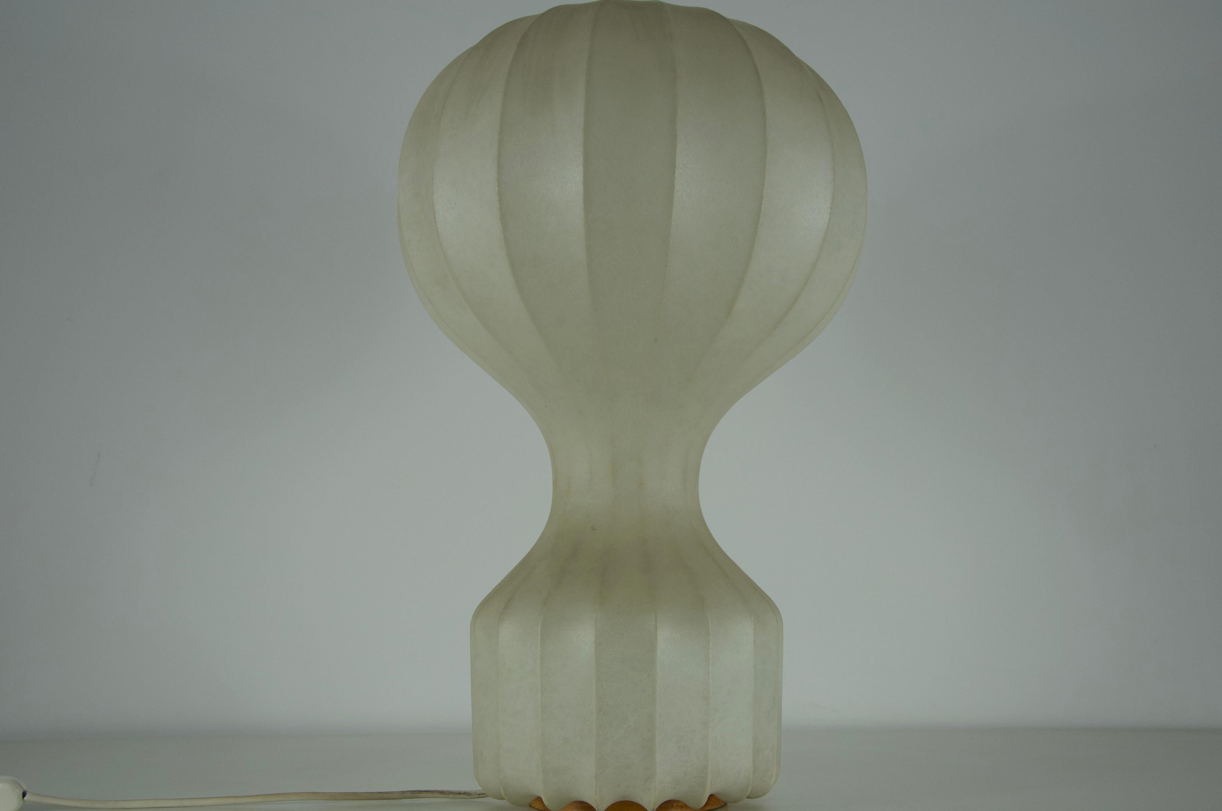 Large Gatto Cocoon Table Lamp by Achille & Pier Giacomo Castiglioni, 1960s For Sale 1